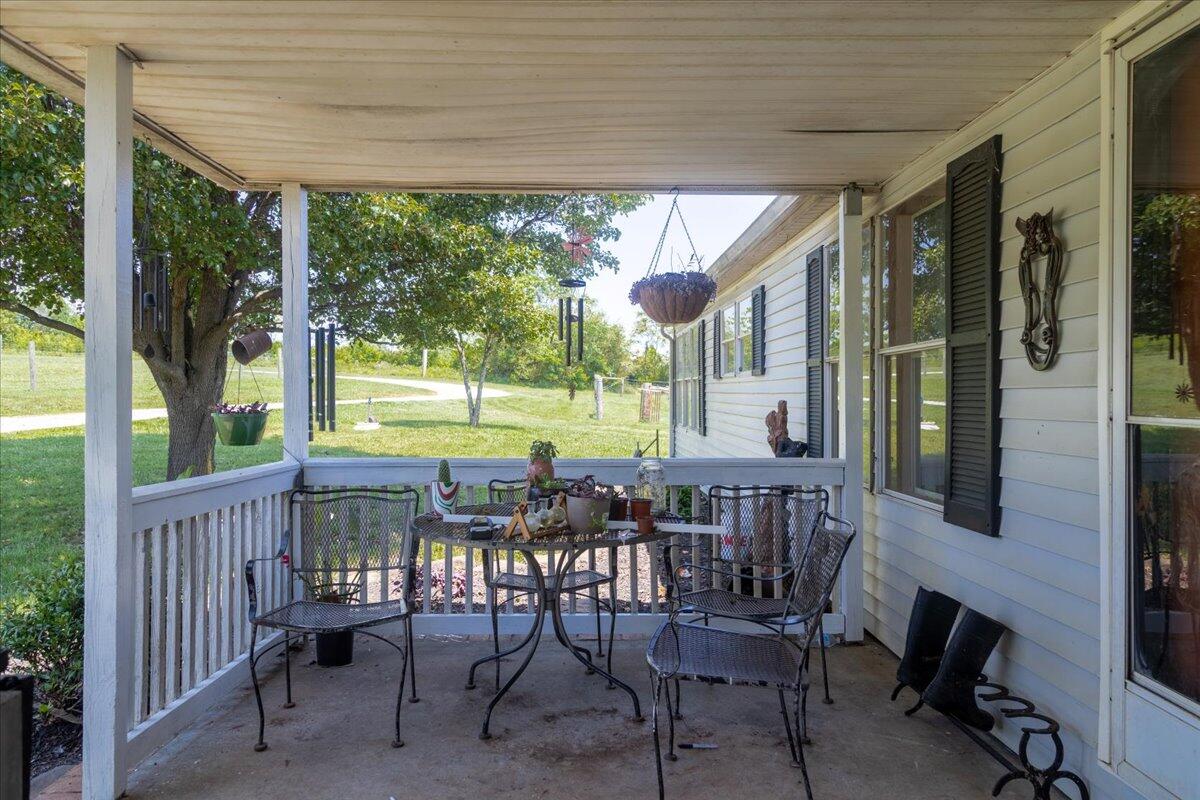 560 Tomahawk Mill Rd, Chatham, Virginia image 5
