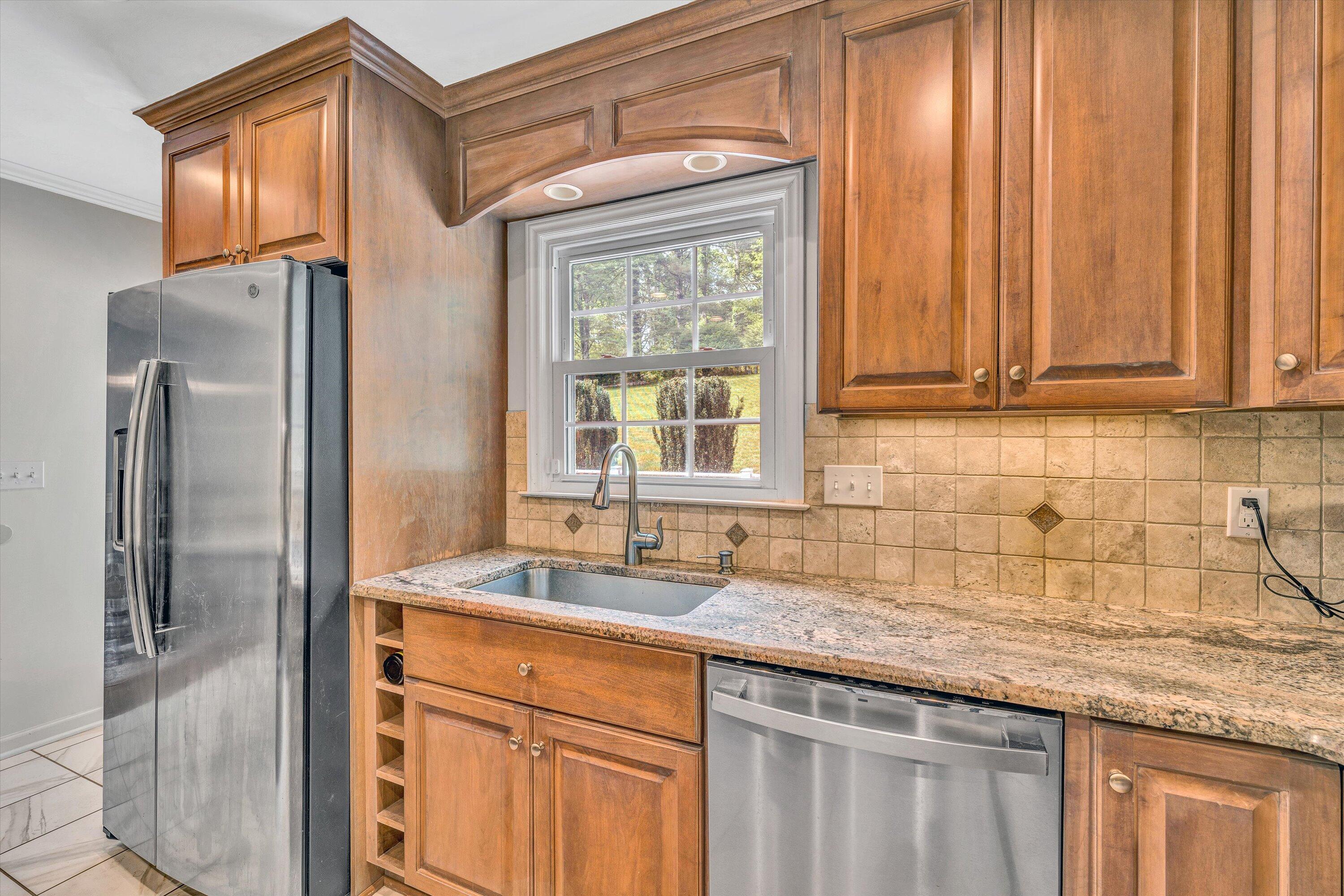 302 Ivy Ln, Daleville, Virginia image 13
