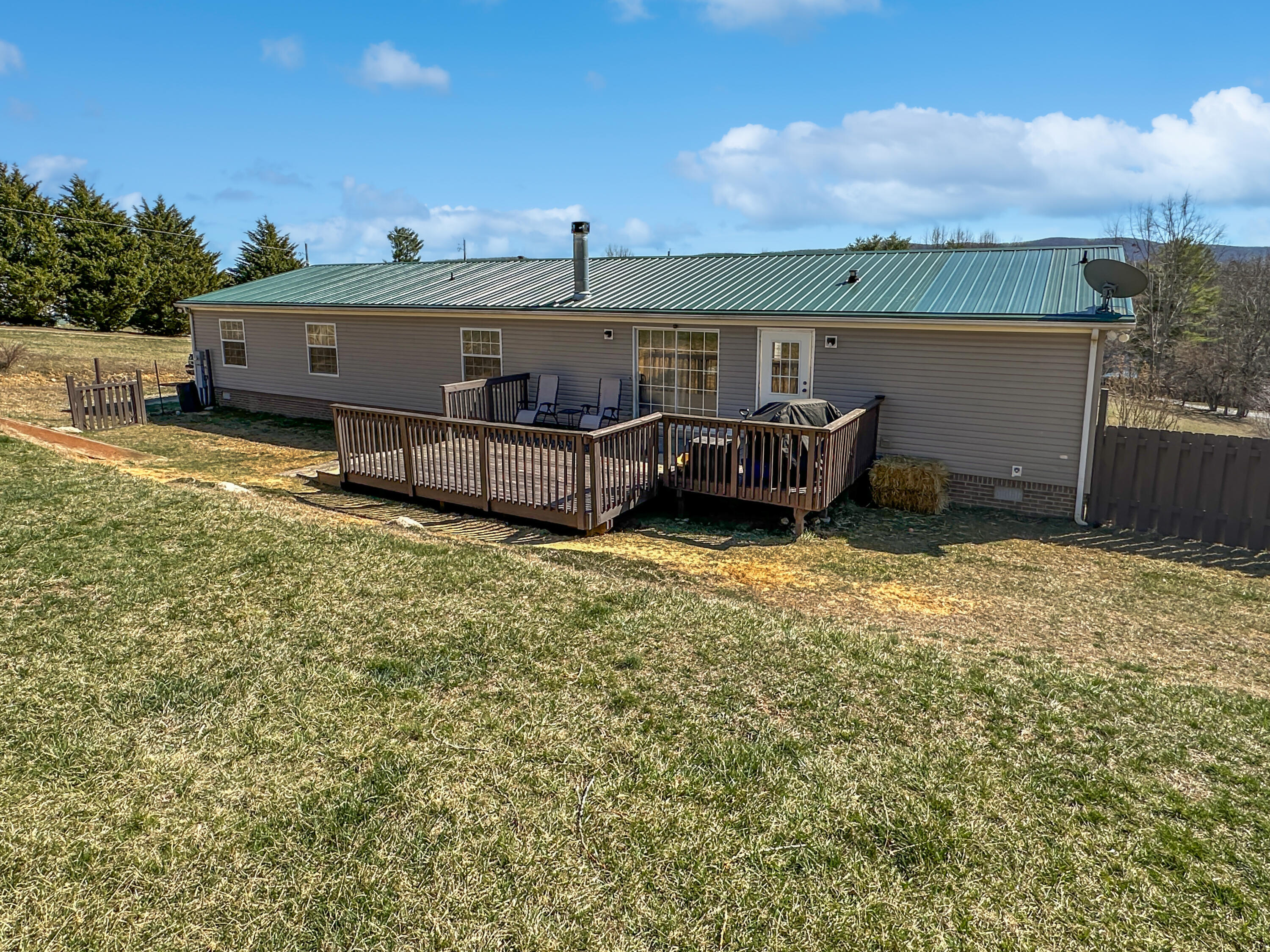 855 Dusty Rock Rd, Riner, Virginia image 3