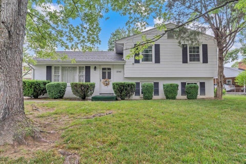 Homes For Sale - 2747 Embassy Dr<br/> Roanoke, VA 24019
