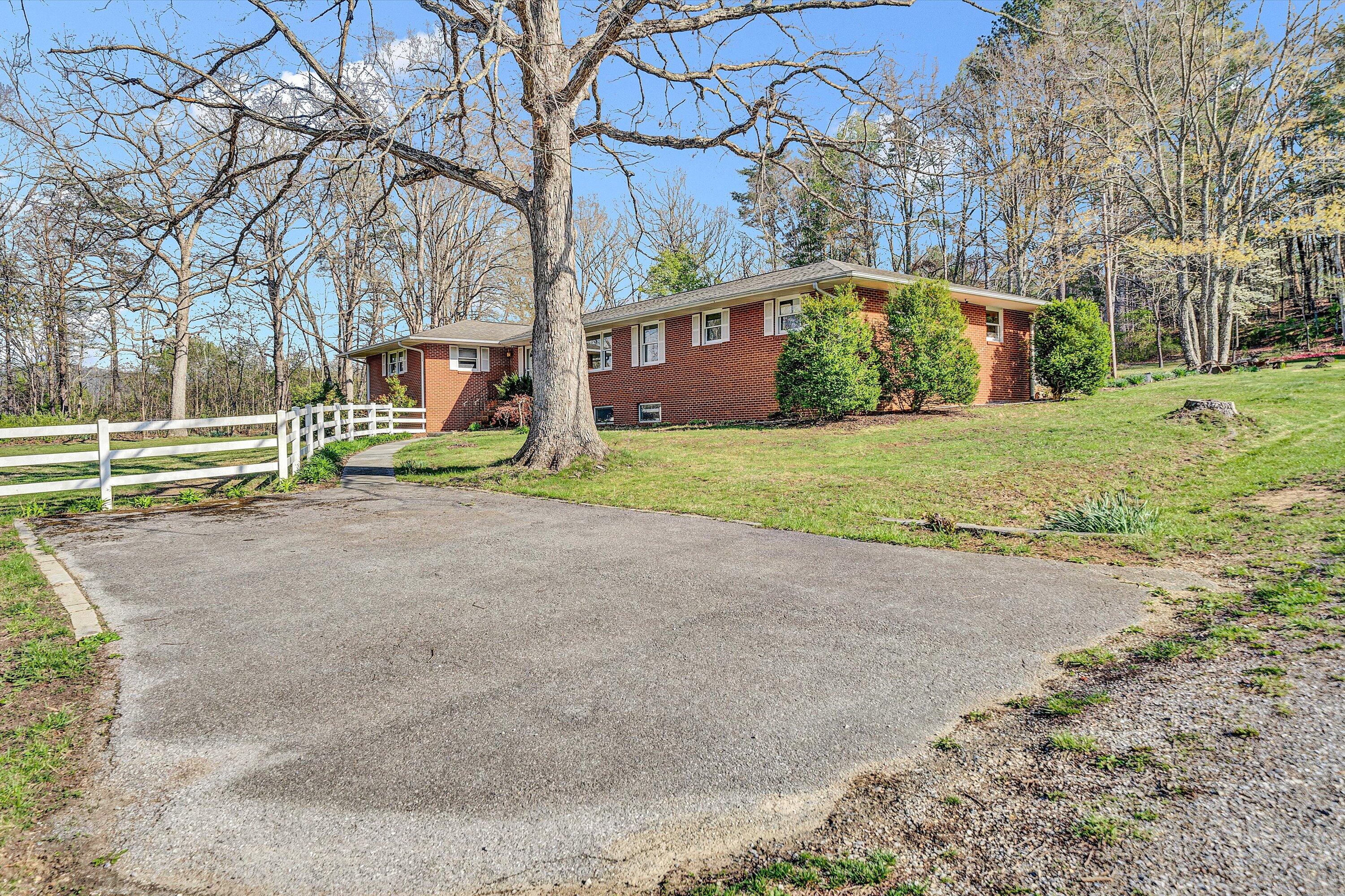 3553 Kidder Ln, Salem, Virginia image 2