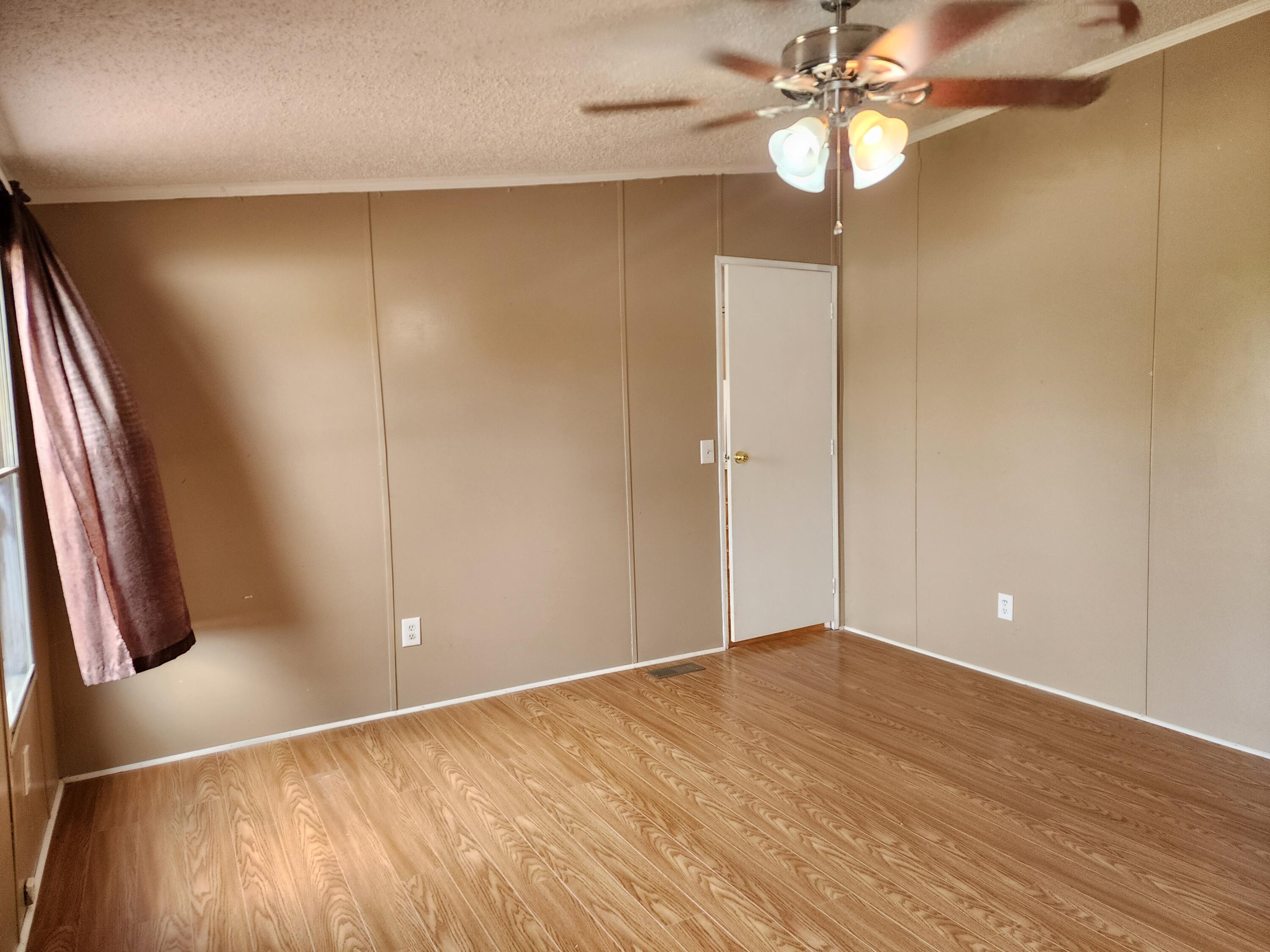 Bassett, Virginia 24055, United States, 3 Bedrooms Bedrooms, ,2 BathroomsBathrooms,Residential,Pending,52077