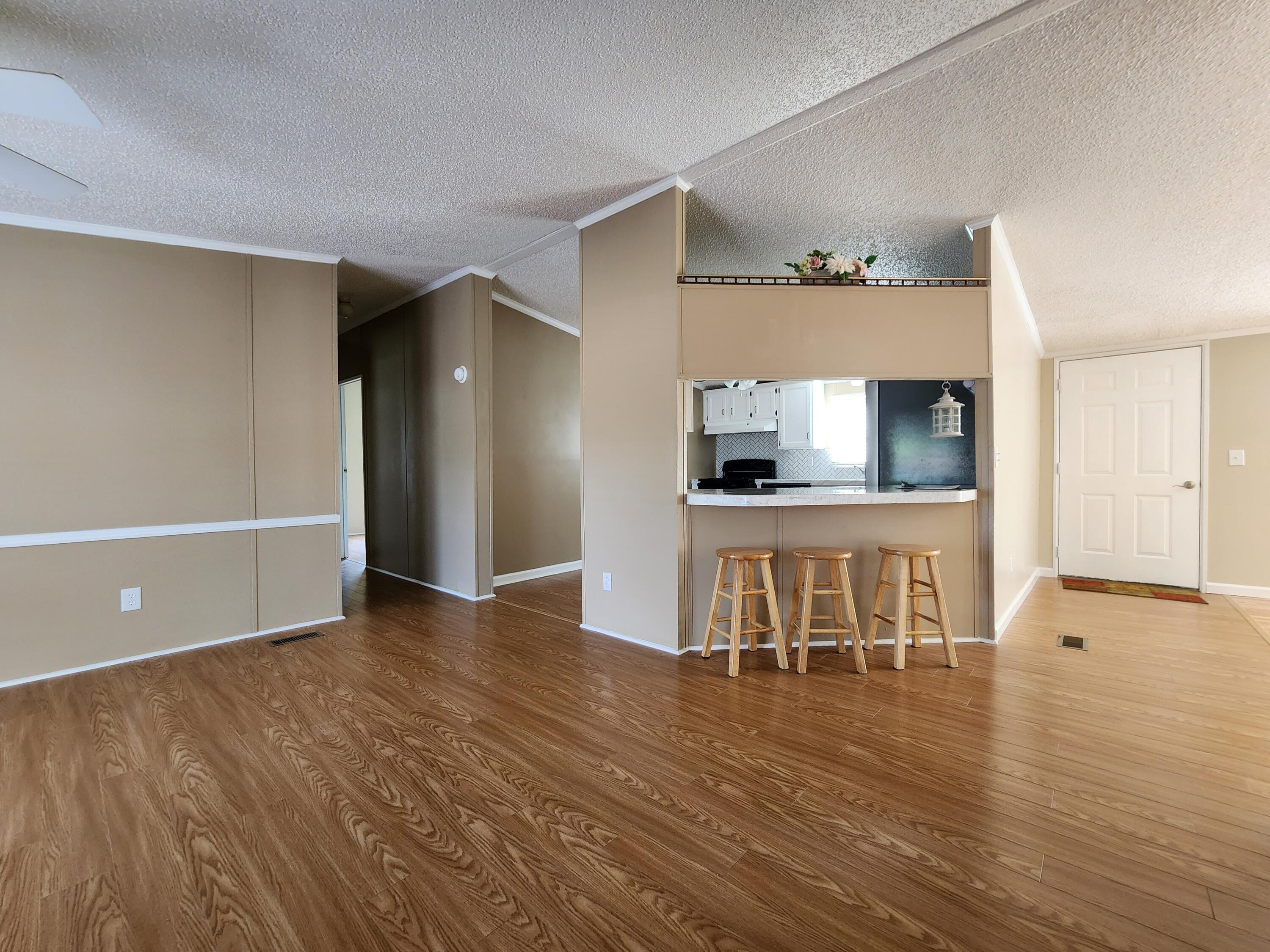 Bassett, Virginia 24055, United States, 3 Bedrooms Bedrooms, ,2 BathroomsBathrooms,Residential,Pending,52077