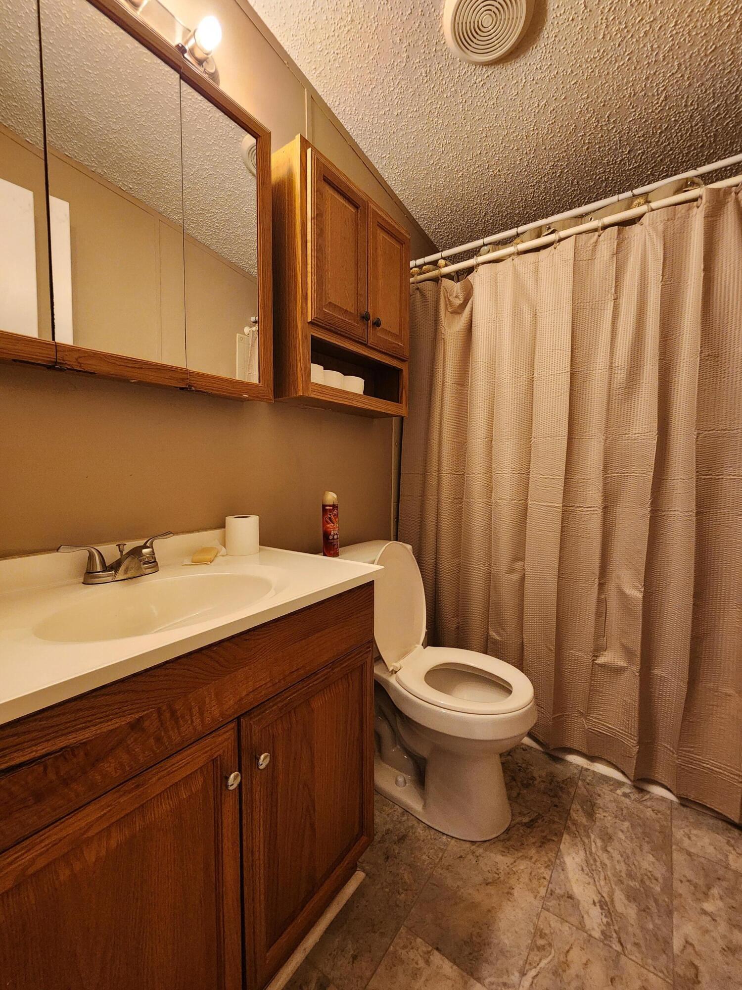 Bassett, Virginia 24055, United States, 3 Bedrooms Bedrooms, ,2 BathroomsBathrooms,Residential,Pending,52077