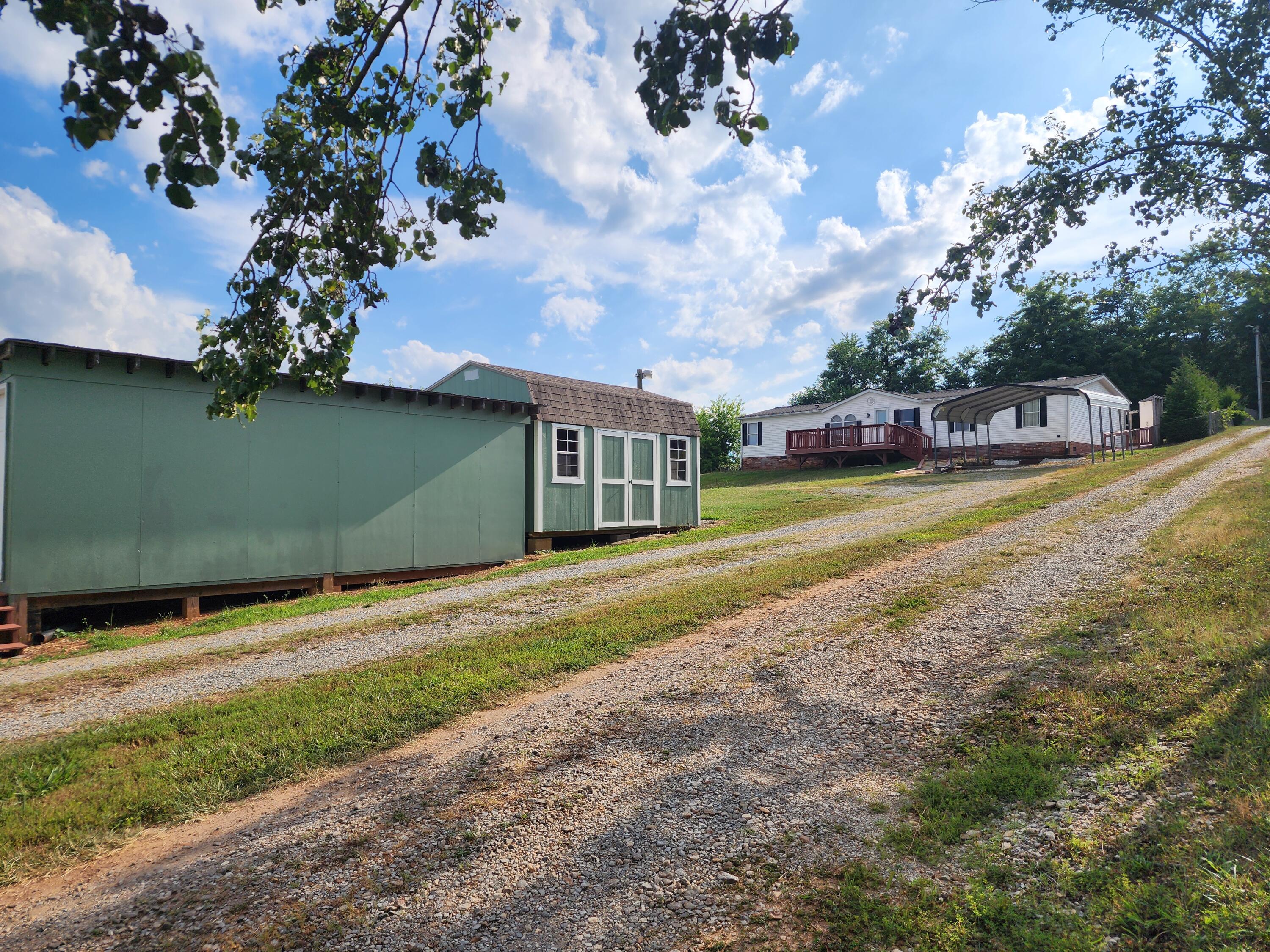 Bassett, Virginia 24055, United States, 3 Bedrooms Bedrooms, ,2 BathroomsBathrooms,Residential,Pending,52077