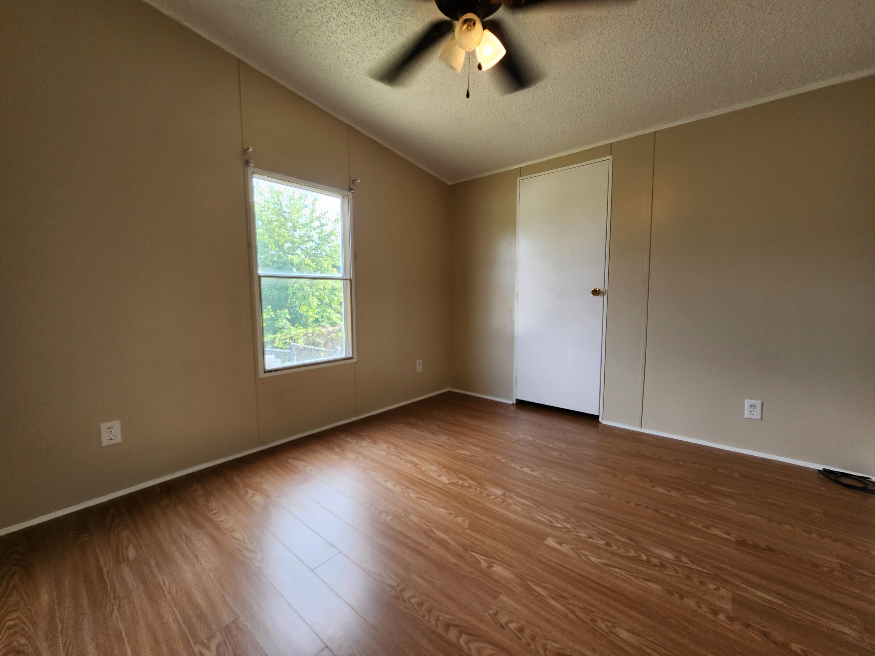 Bassett, Virginia 24055, United States, 3 Bedrooms Bedrooms, ,2 BathroomsBathrooms,Residential,Pending,52077