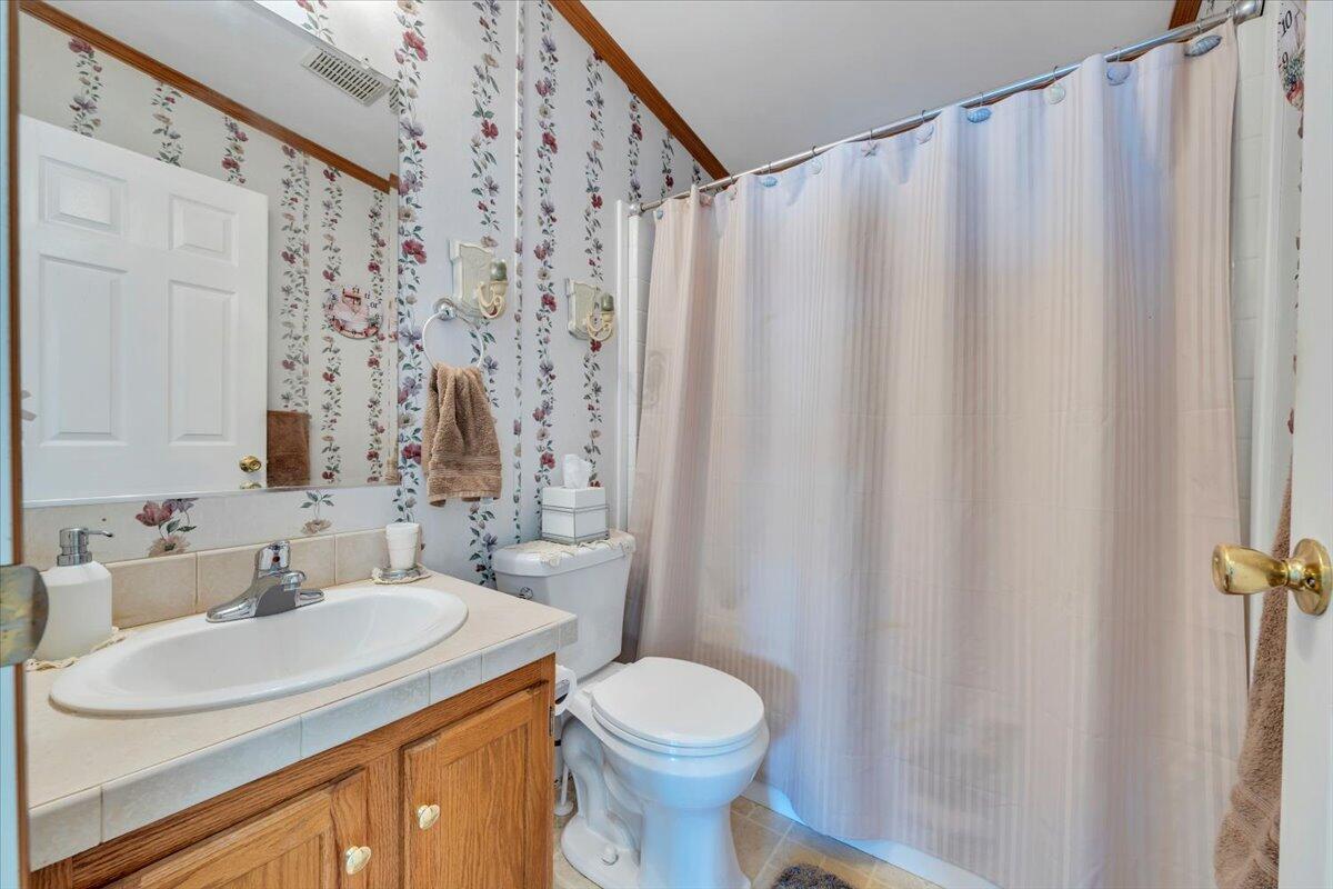 1928 Edgerton Ave, Roanoke, Ohio image 32