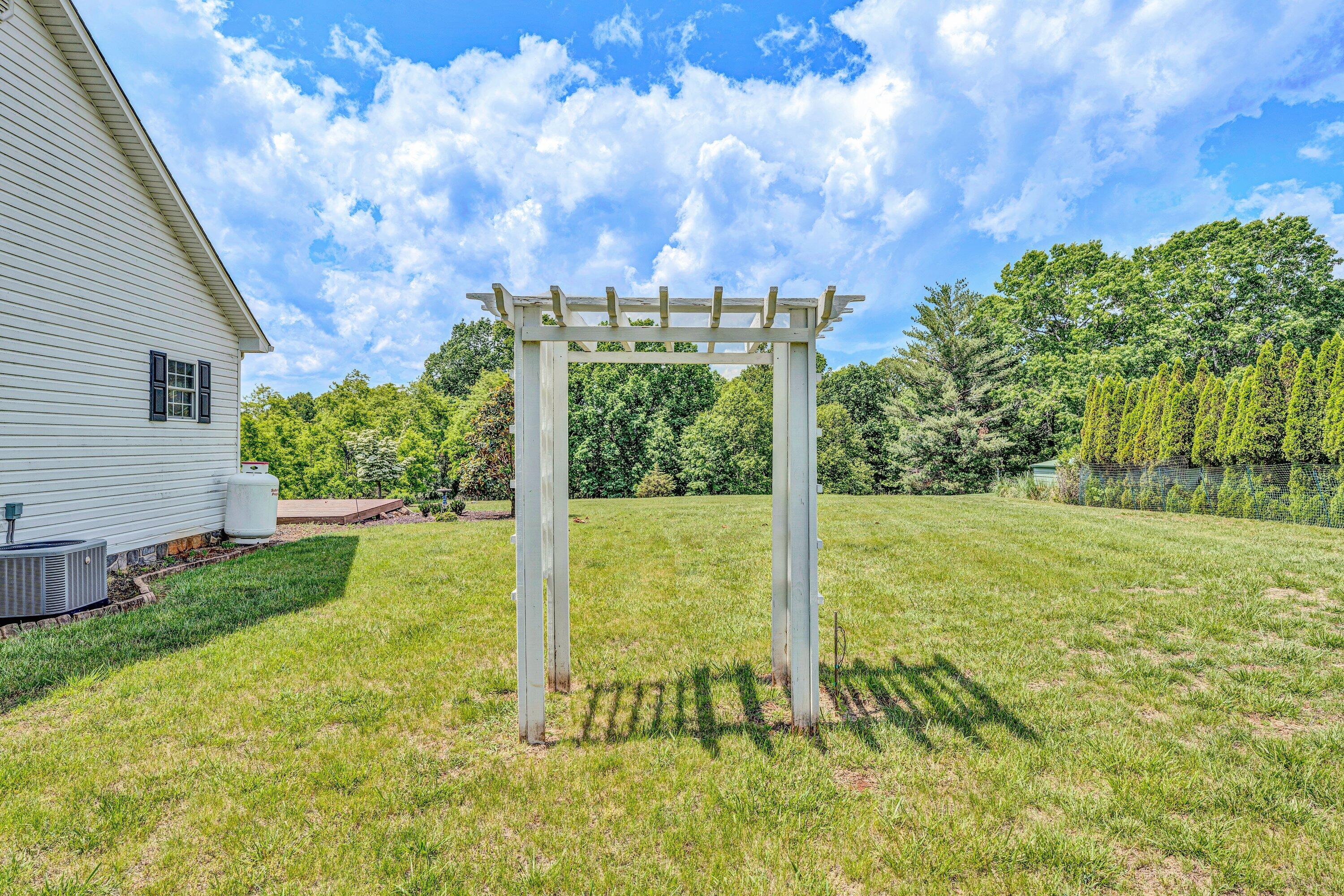 3397 Hales Ford Rd, Moneta, Virginia image 35