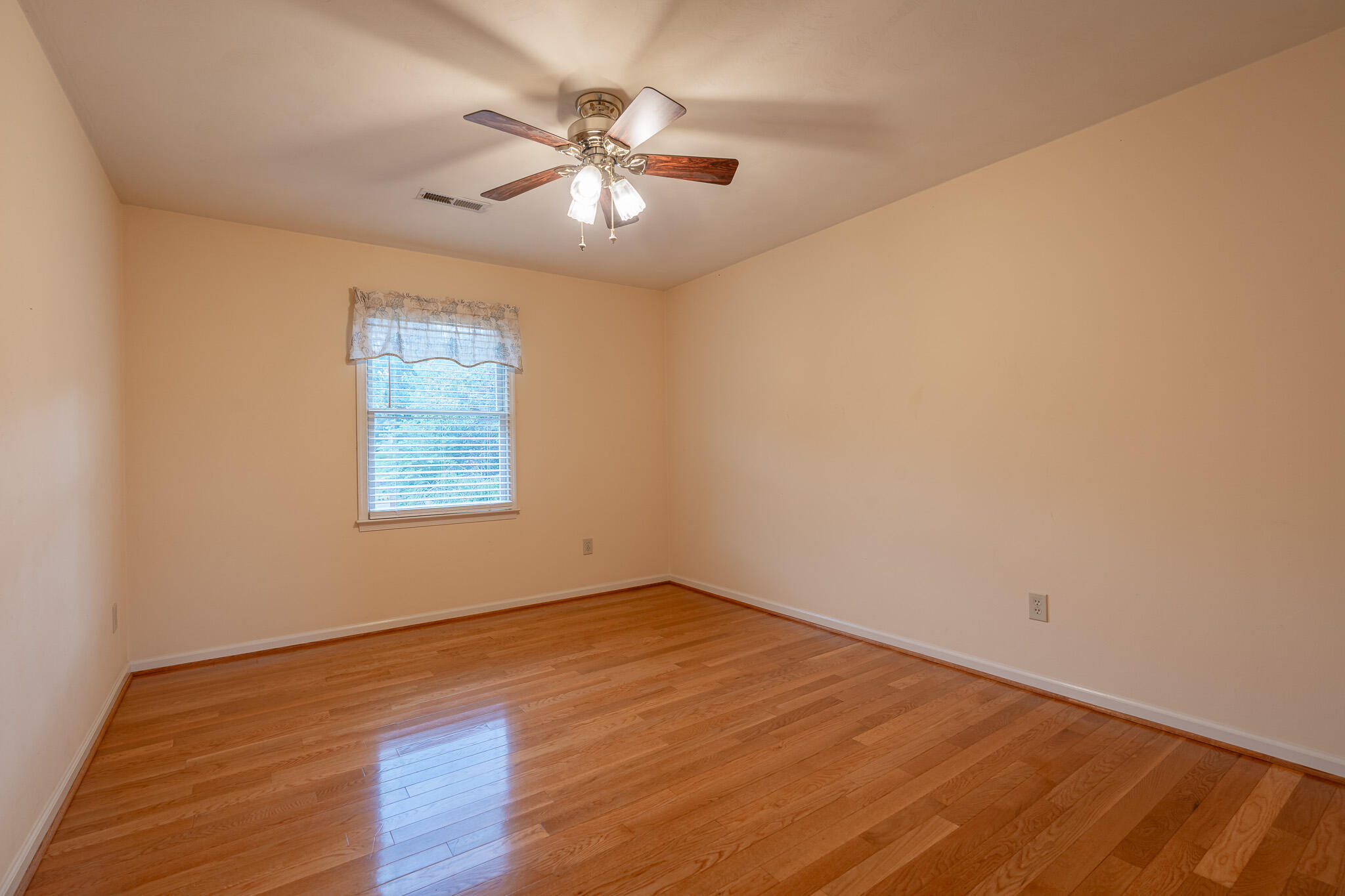 815 Scott Cir, Salem, Virginia image 26