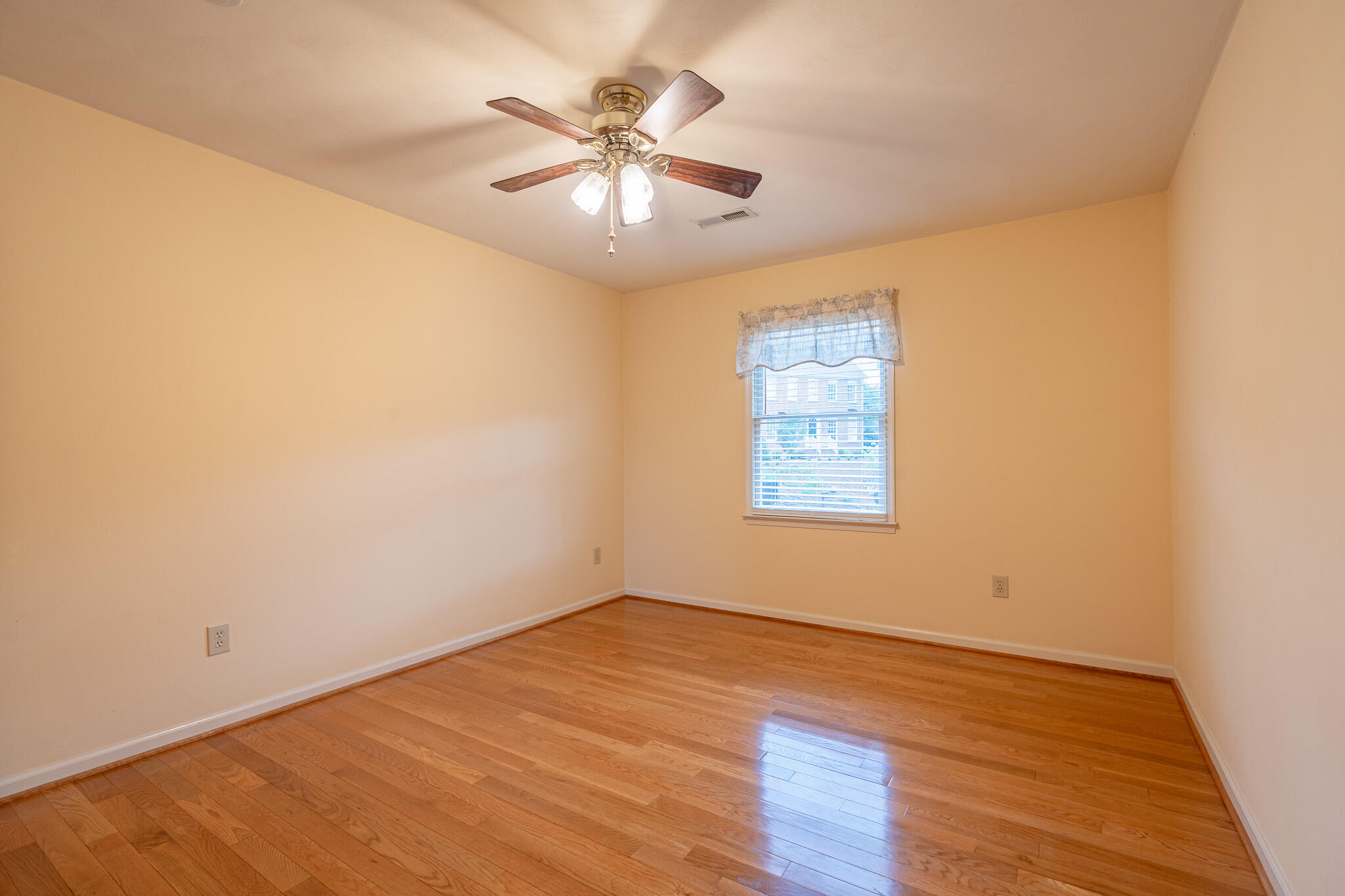 815 Scott Cir, Salem, Virginia image 25