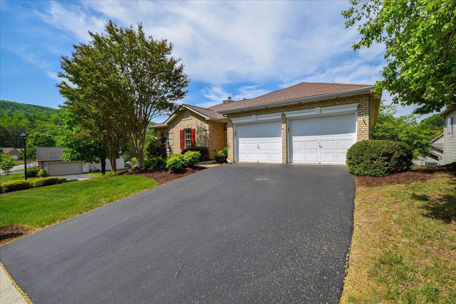 3837 Parkway Place Dr, Roanoke, Virginia image 28