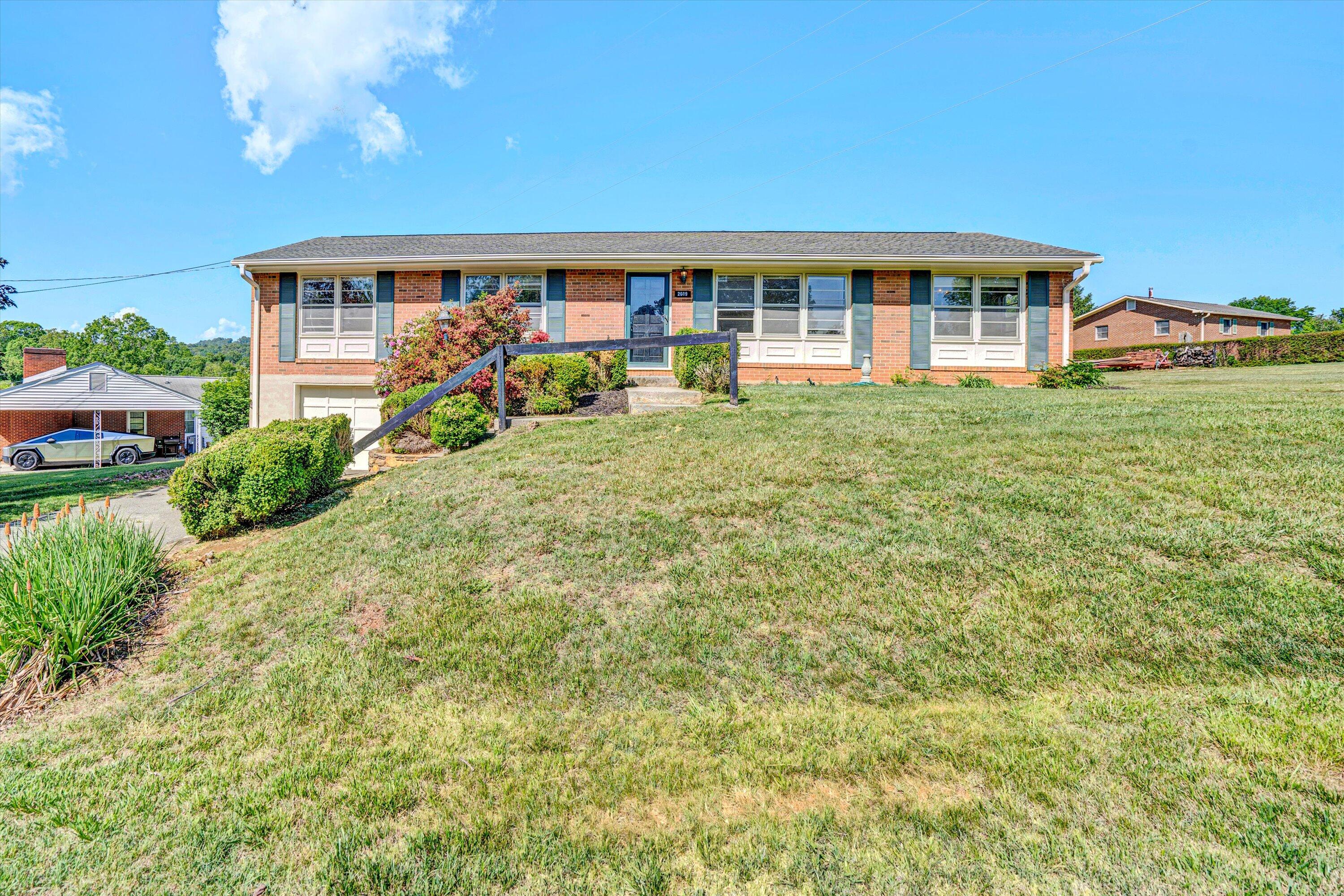 2609 Northcross Rd, Roanoke, Virginia image 1
