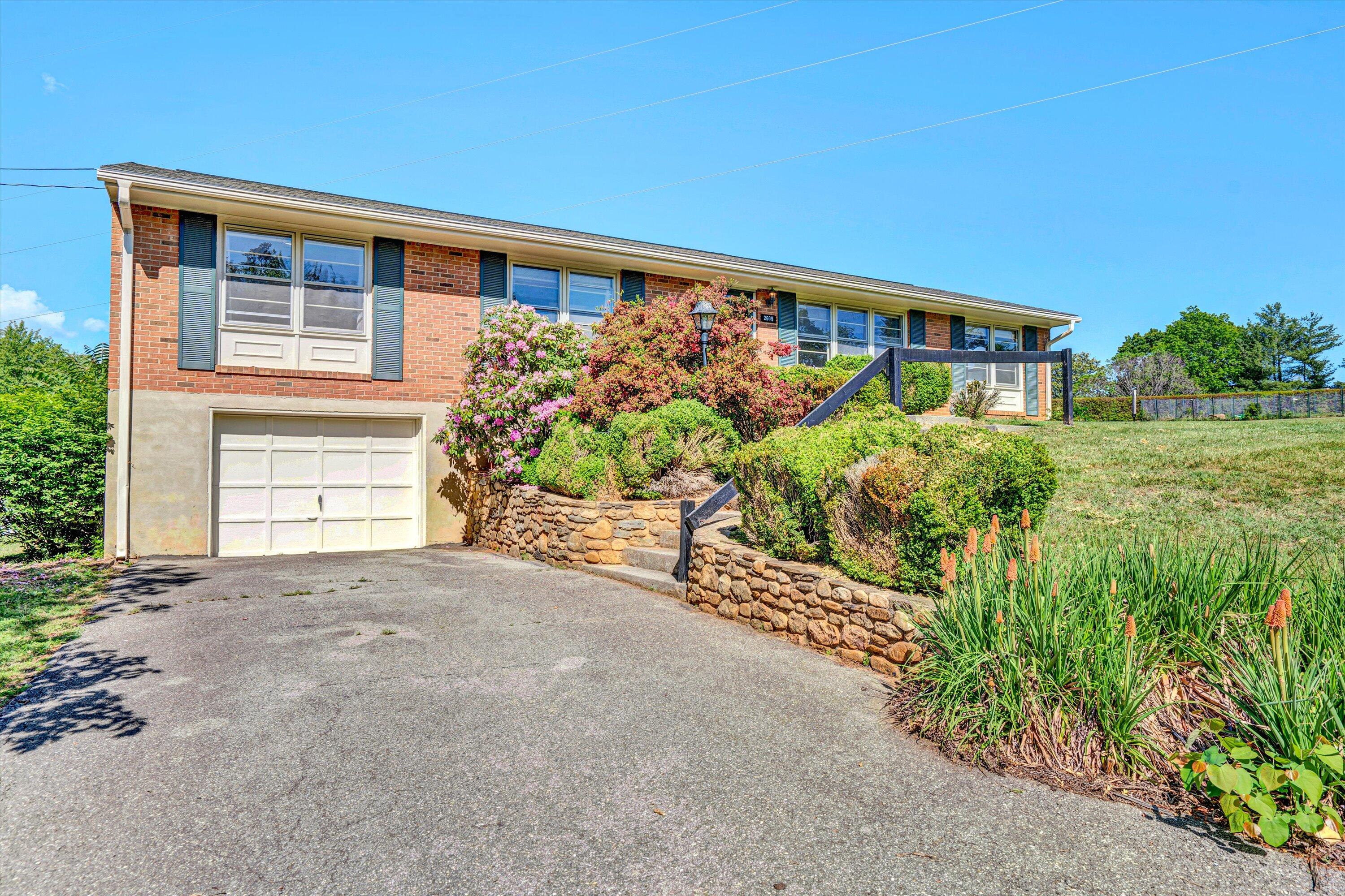 2609 Northcross Rd, Roanoke, Virginia image 2