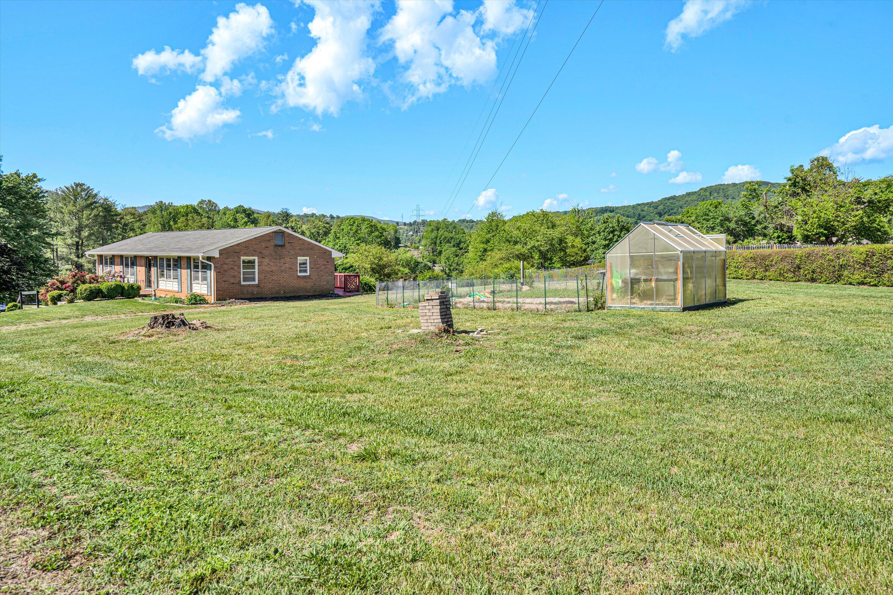 2609 Northcross Rd, Roanoke, Virginia image 28