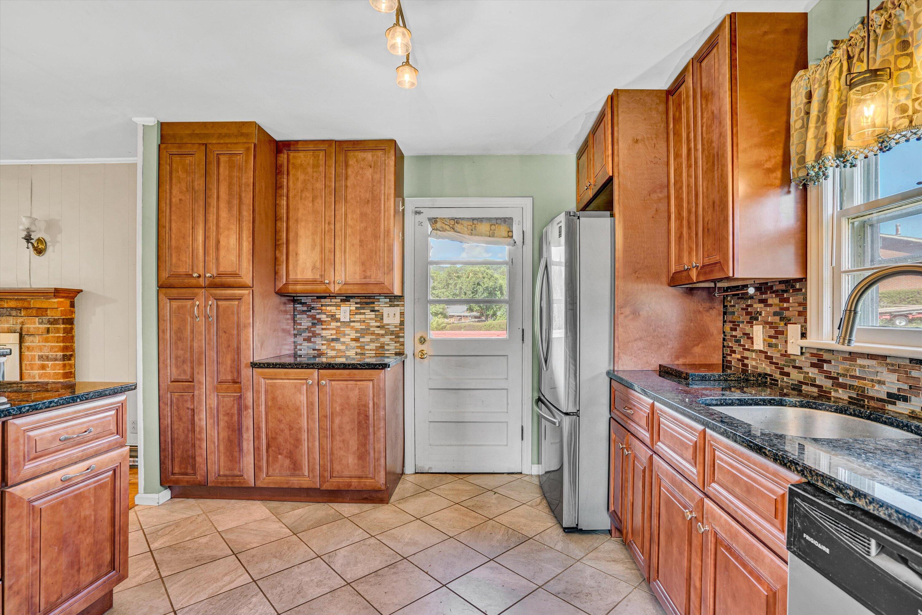 2609 Northcross Rd, Roanoke, Virginia image 9