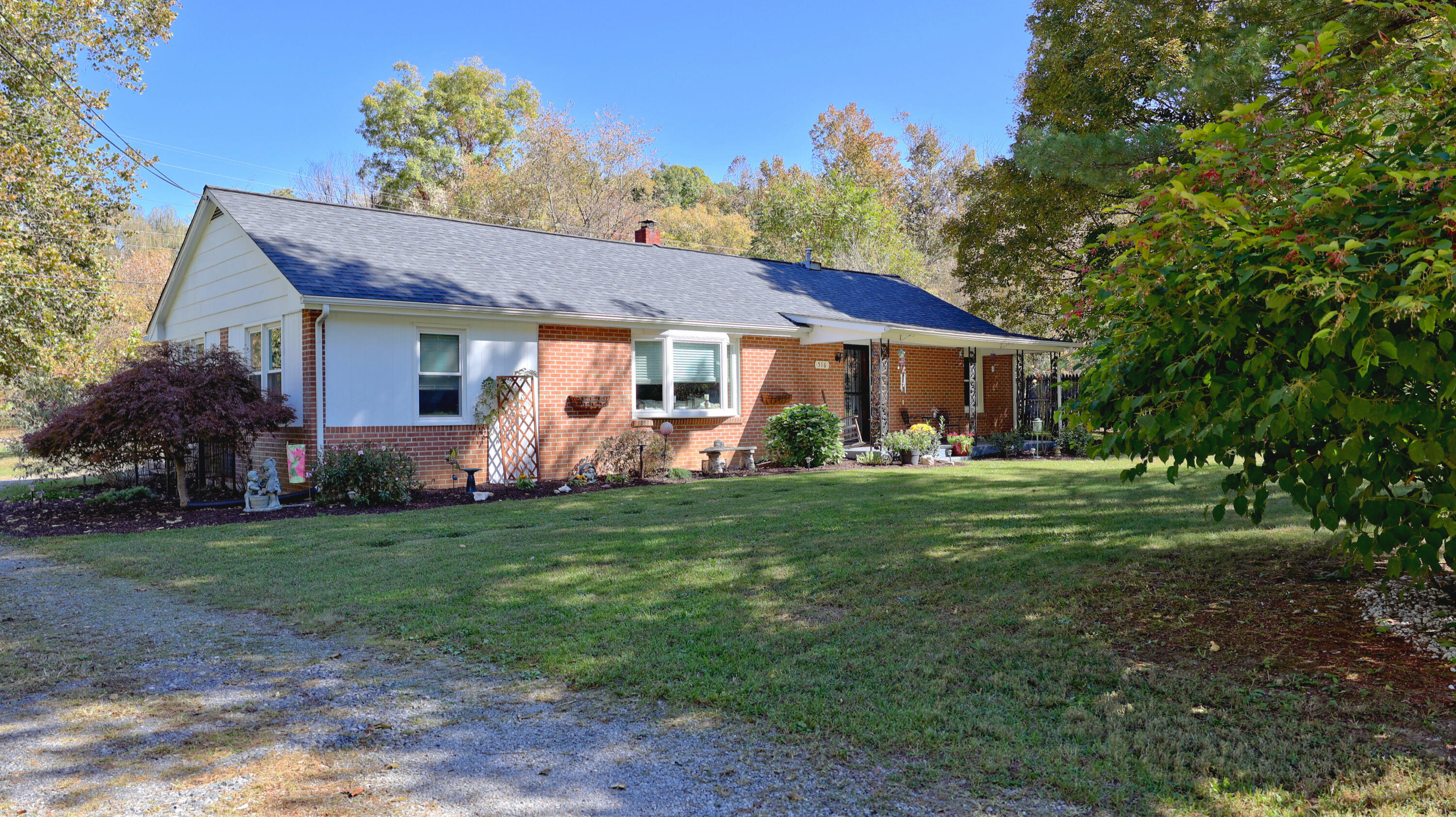 516 Brake Rd, Elliston, Virginia image 2