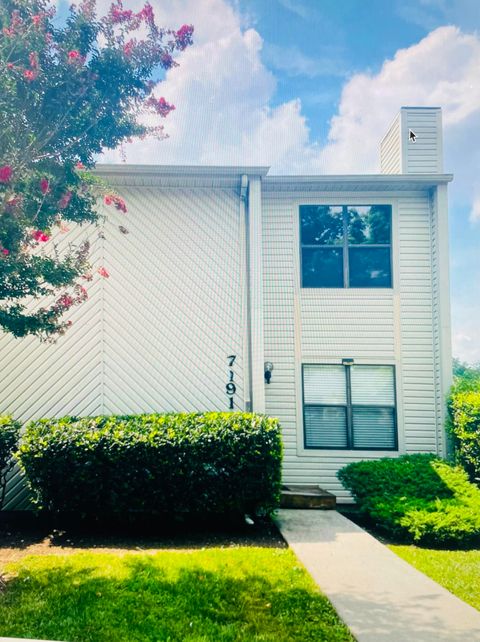 Townhouse For Sale - 7191 Scarlet Oak Dr<br/> Roanoke County, Roanoke, VA 24019