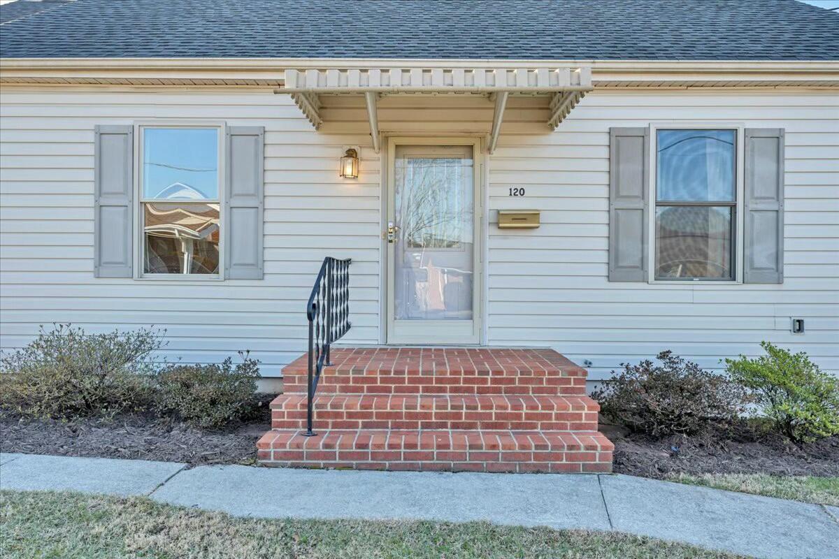 120 High St, Rocky Mount, Virginia image 2