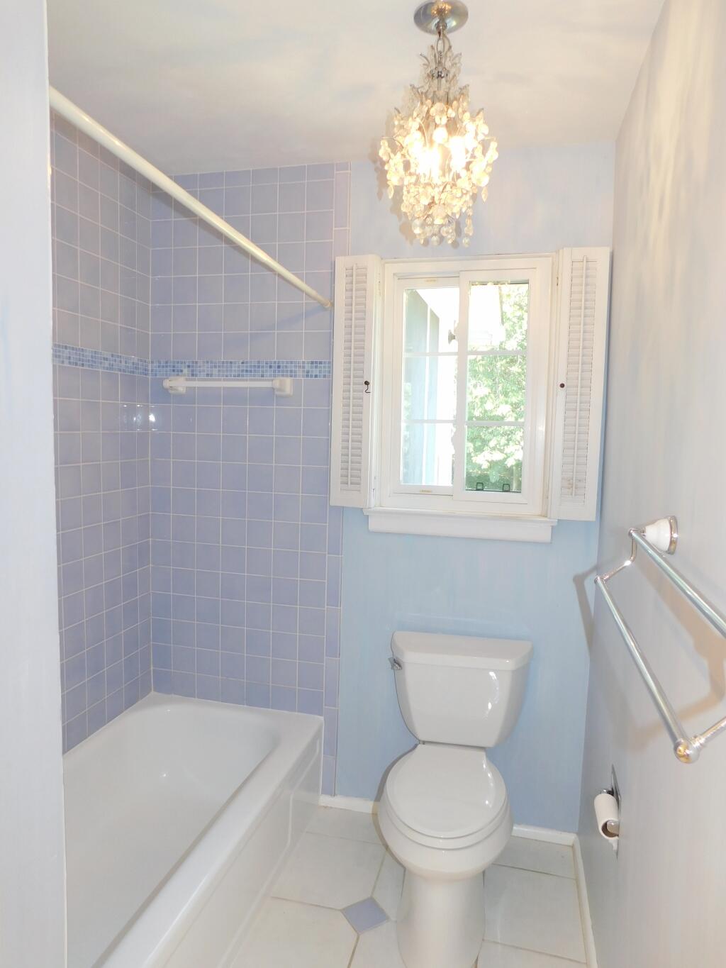 Roanoke, Virginia 24018, United States, 3 Bedrooms Bedrooms, ,2 BathroomsBathrooms,Residential,Pending,159028