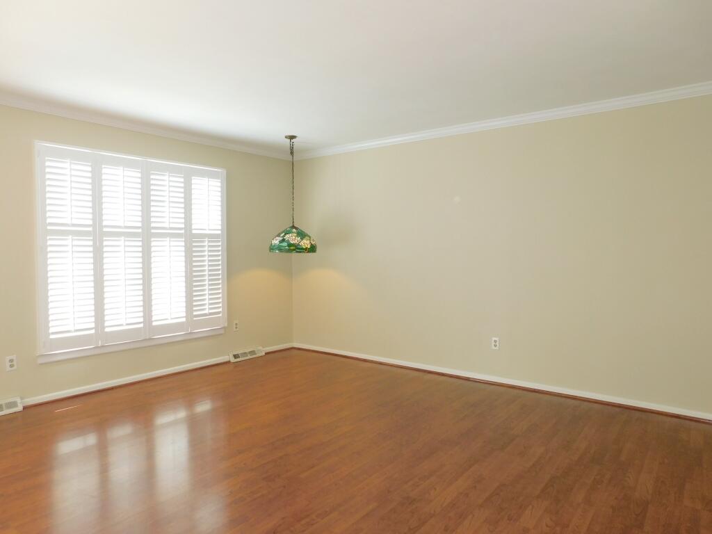 Roanoke, Virginia 24018, United States, 3 Bedrooms Bedrooms, ,2 BathroomsBathrooms,Residential,Pending,159028