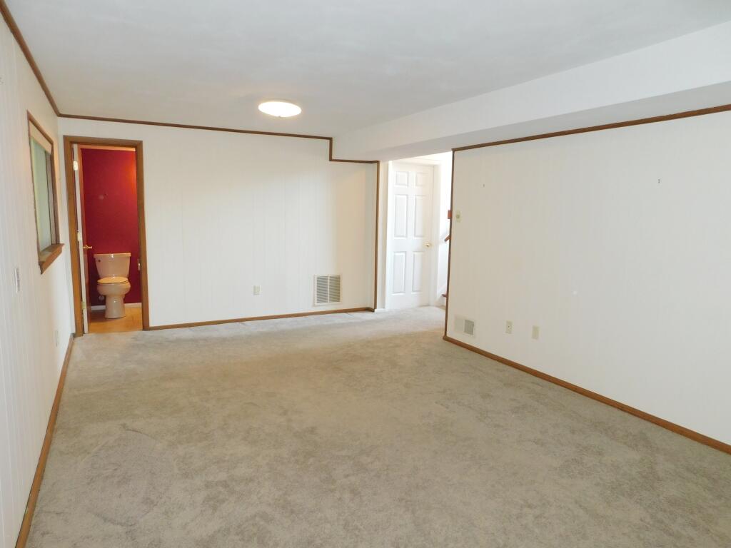 Roanoke, Virginia 24018, United States, 3 Bedrooms Bedrooms, ,2 BathroomsBathrooms,Residential,Pending,159028