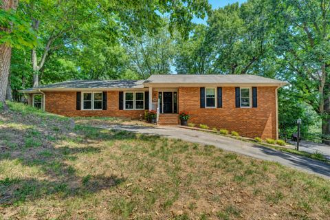 Homes For Sale - 4189 Toddsbury Dr<br/> Vinton, VA 24179