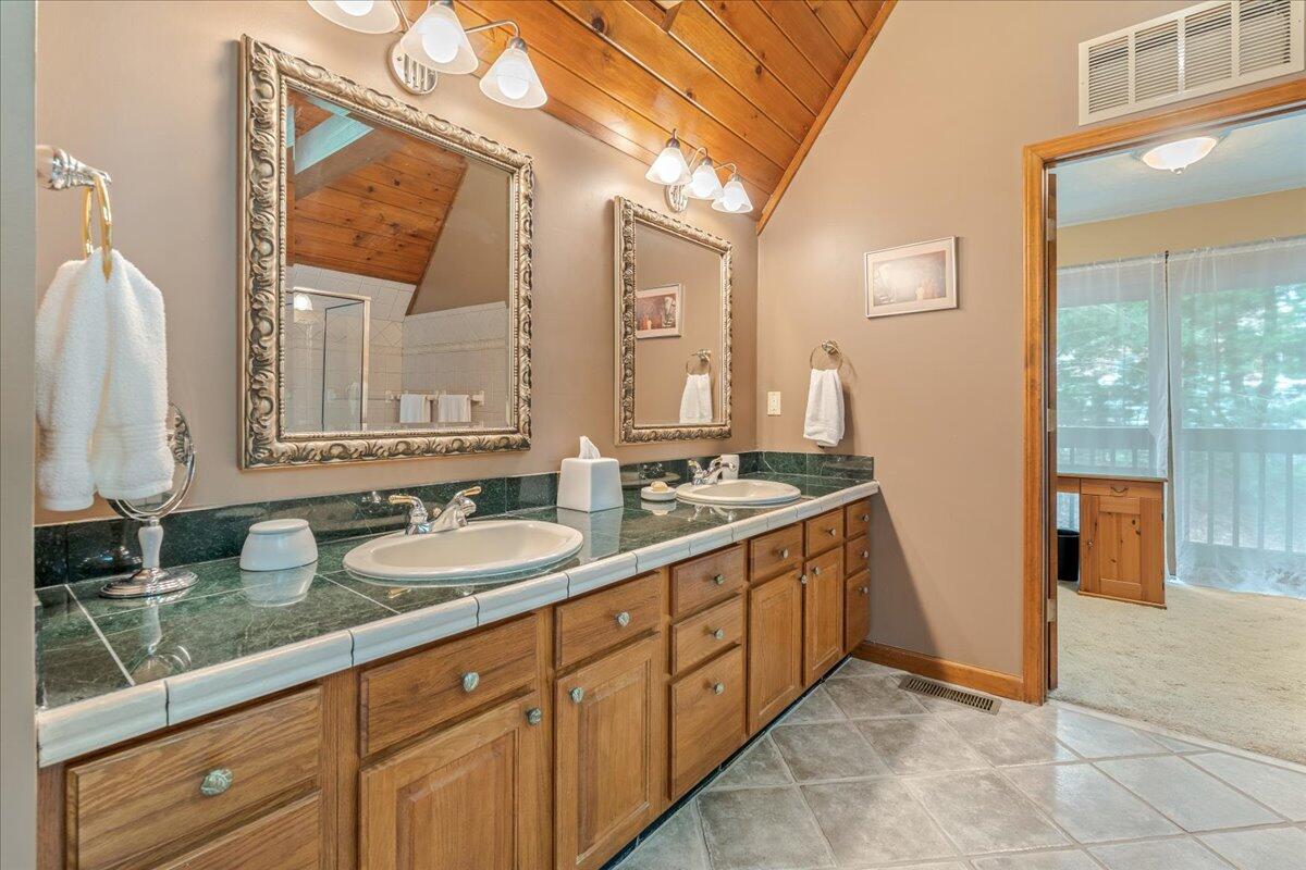 7126 Pine Needle Dr, Boones Mill, Virginia image 33