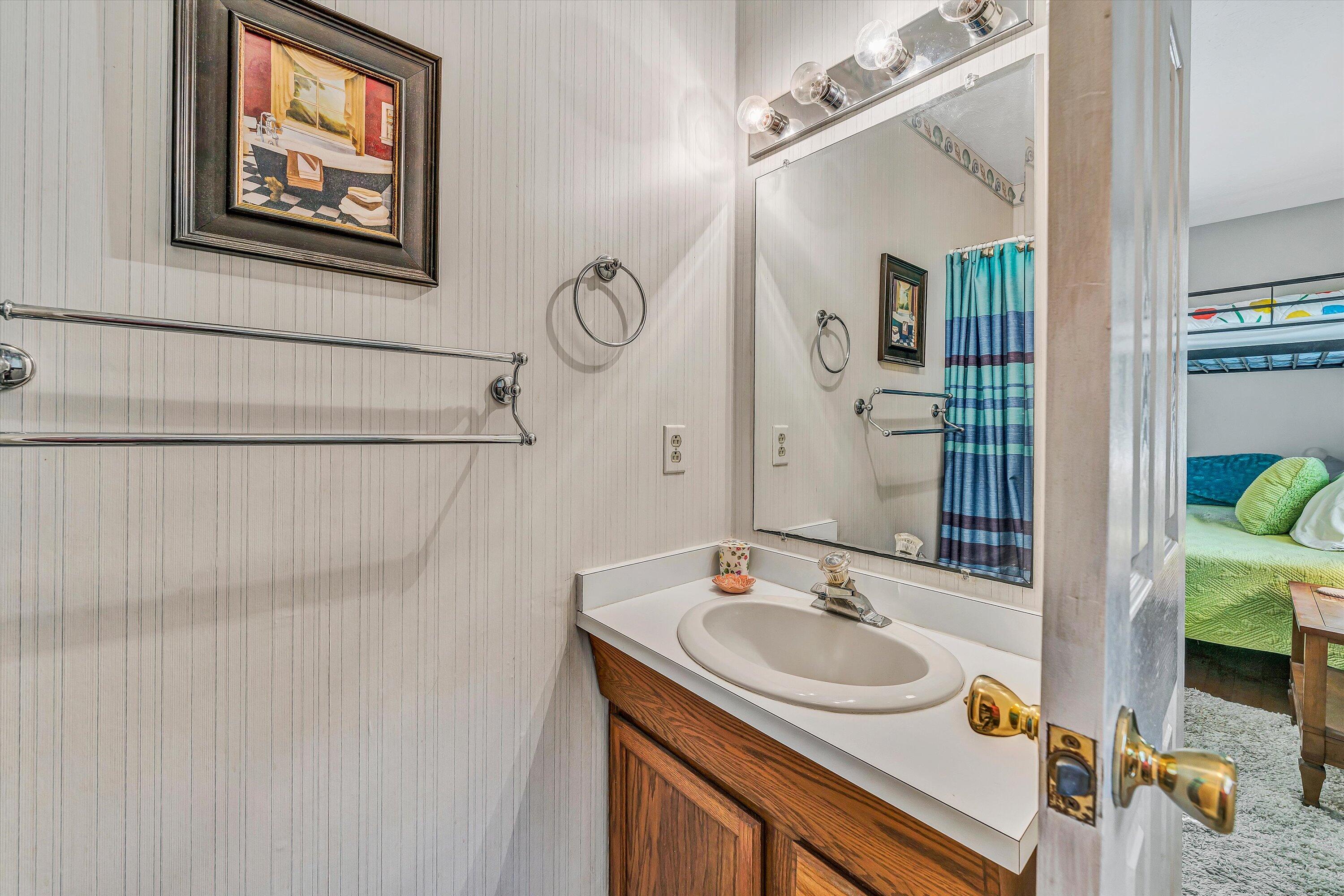 75 Nuthatch Cir, Moneta, Virginia image 17