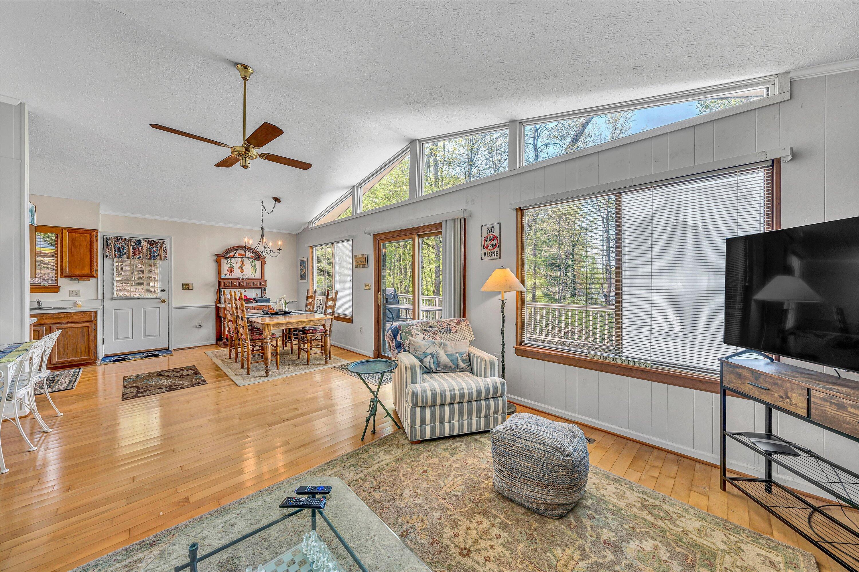 75 Nuthatch Cir, Moneta, Virginia image 7