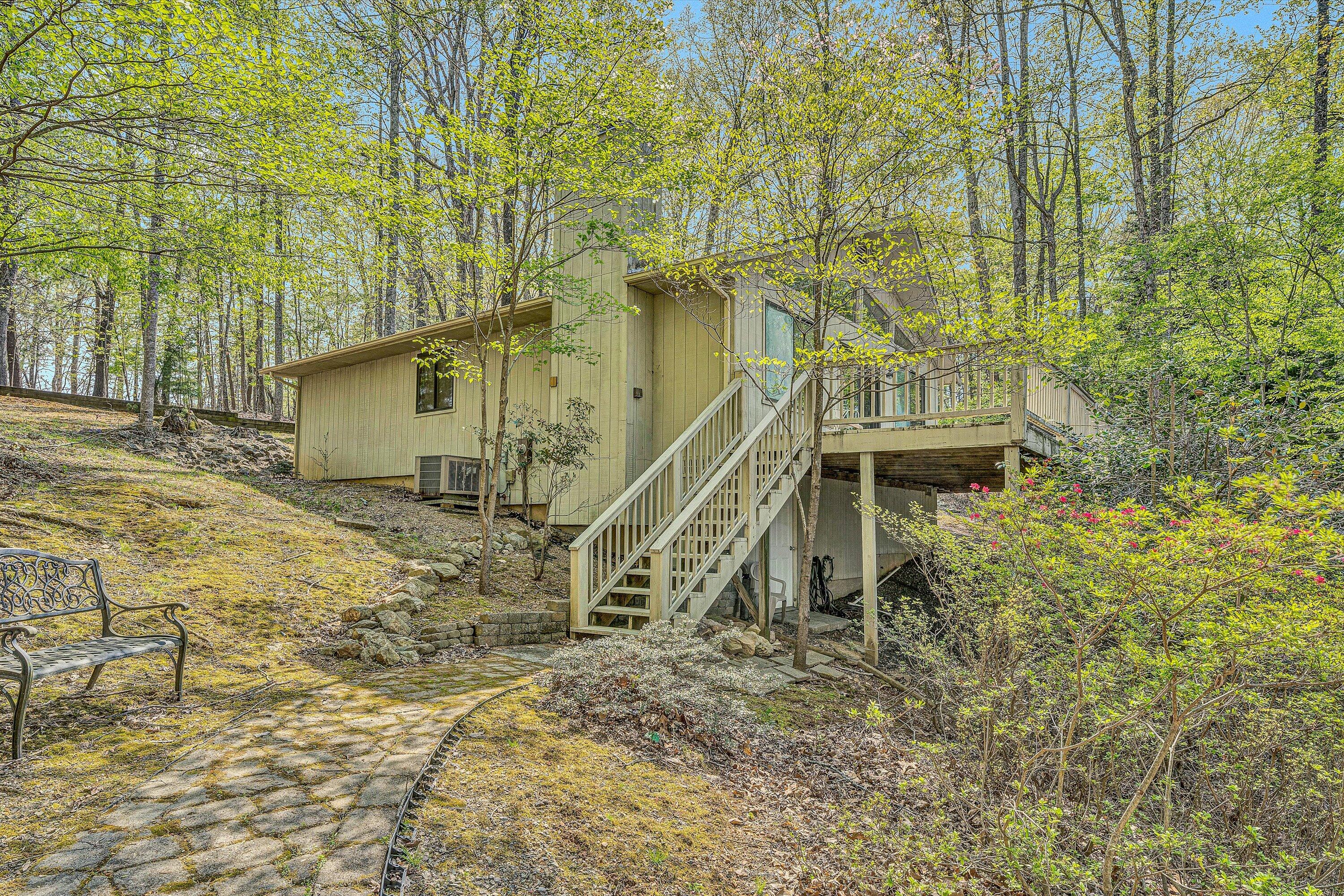75 Nuthatch Cir, Moneta, Virginia image 3