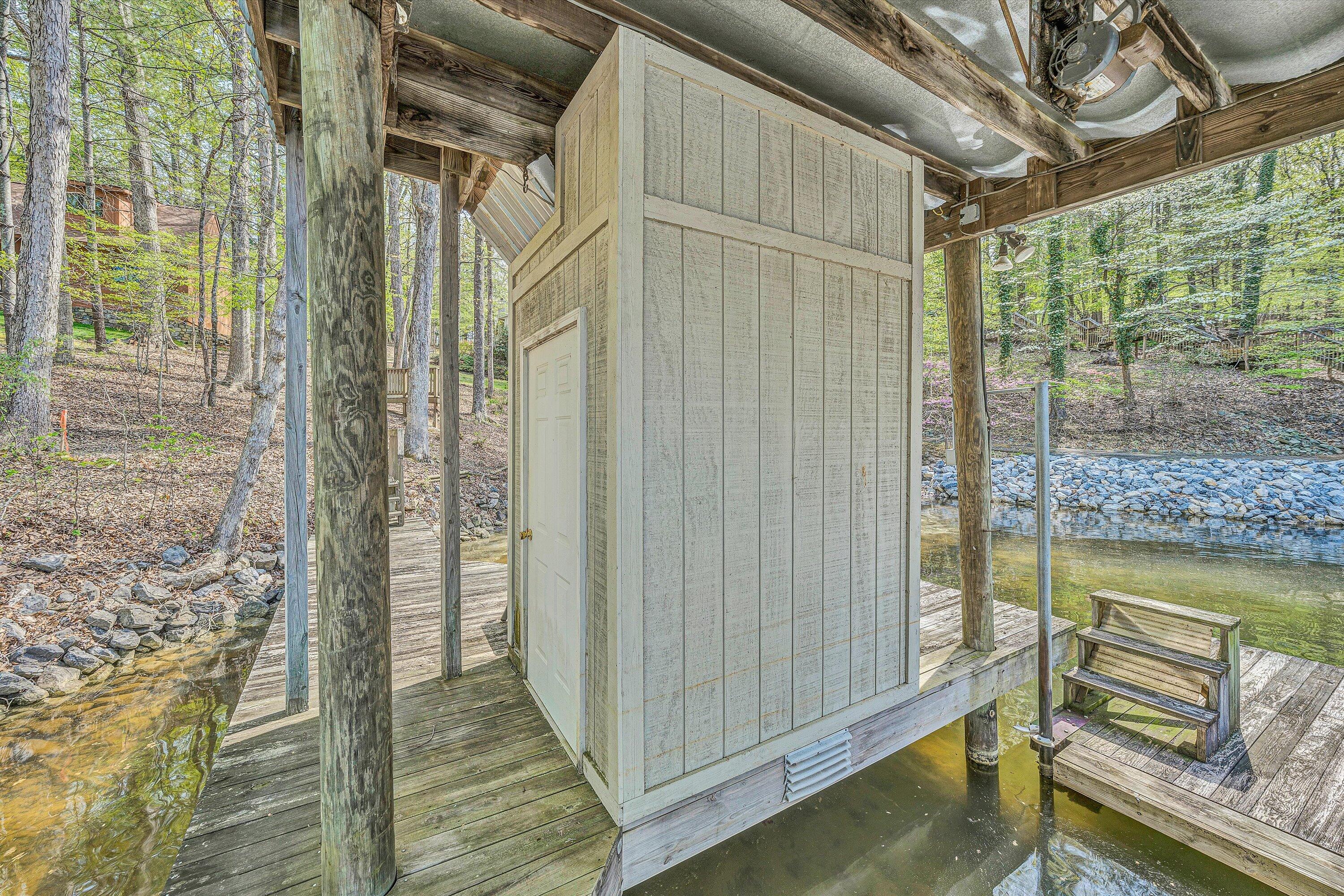 75 Nuthatch Cir, Moneta, Virginia image 24