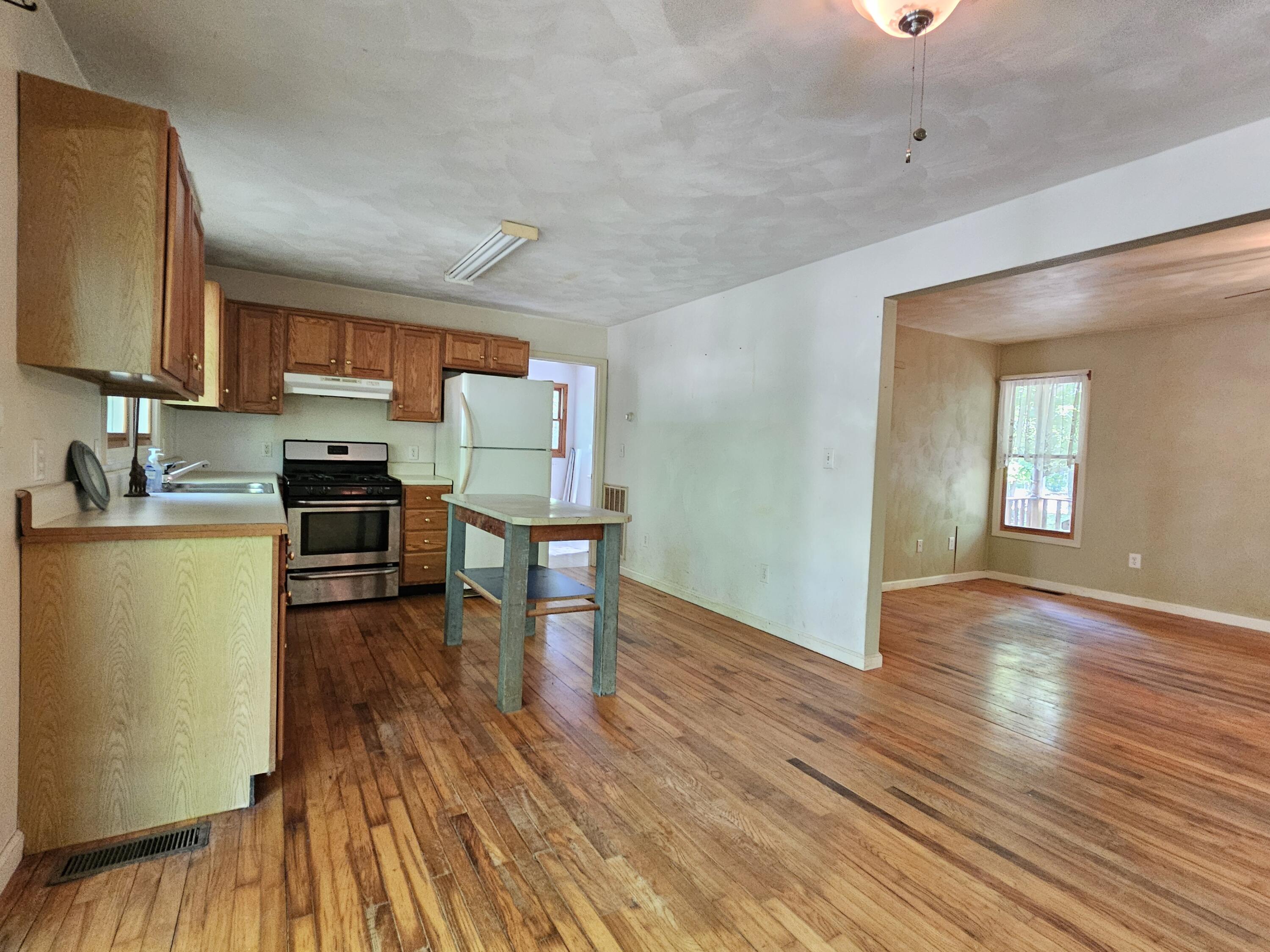 465 Ridge Rd, New Castle, Virginia image 7
