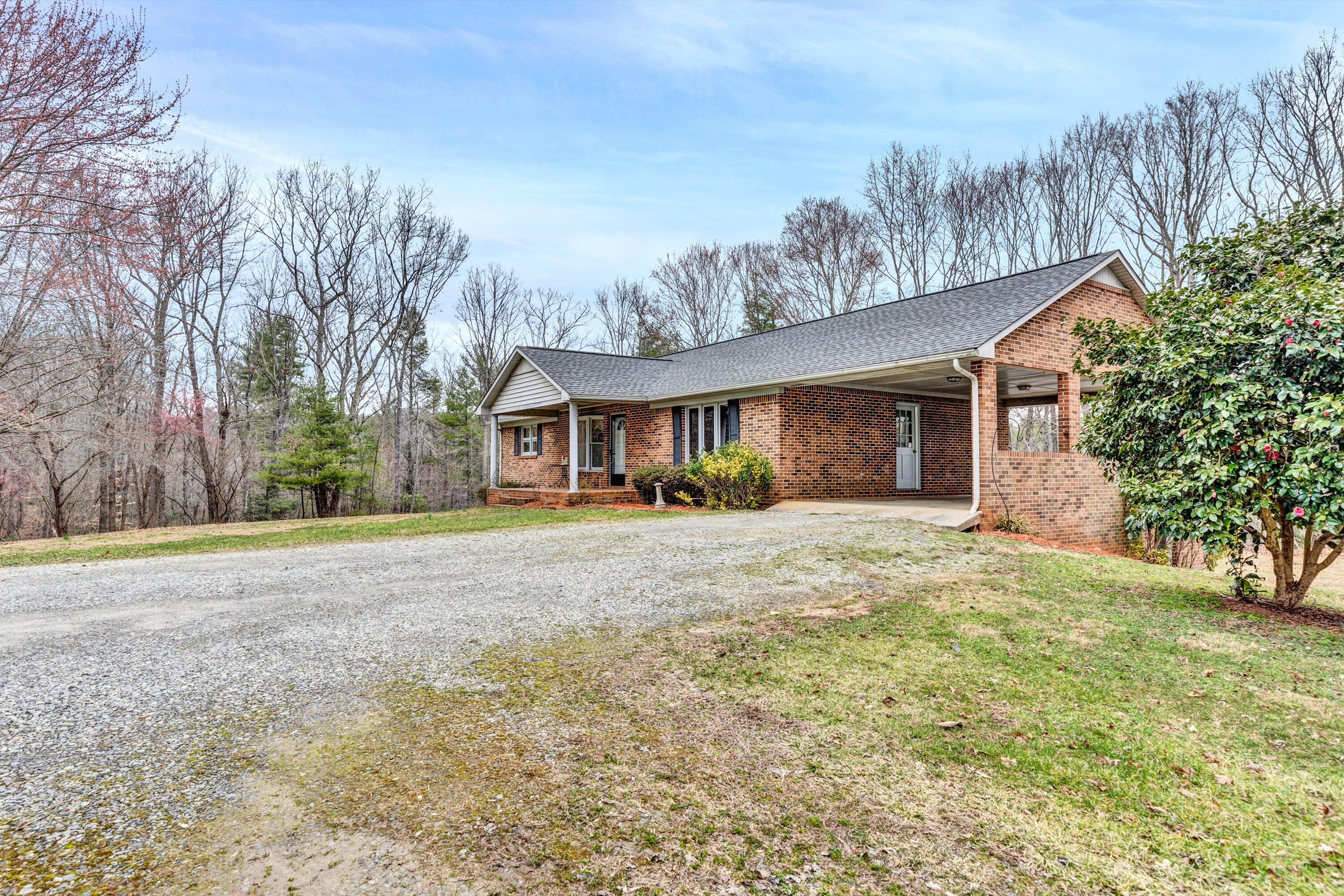 933 Henry Rd, Ferrum, Virginia image 7