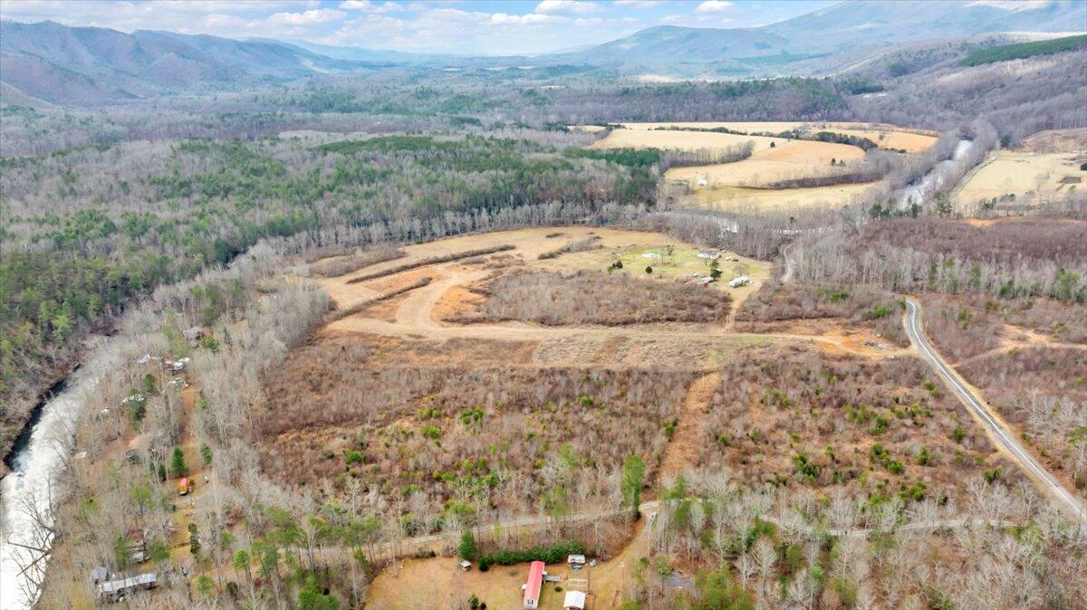 Craig Creek Rd, Eagle Rock, Virginia image 17