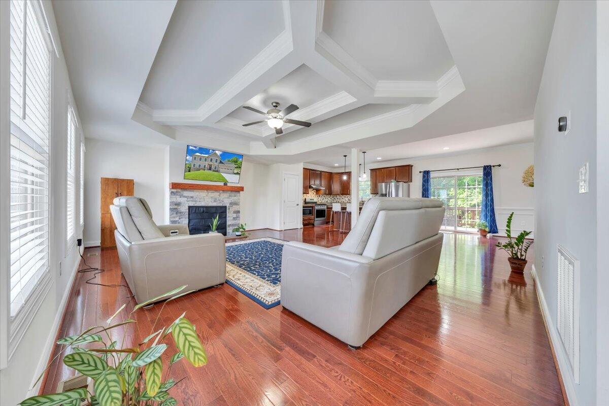 7019 Linn Cove Ct, Roanoke, Virginia image 5