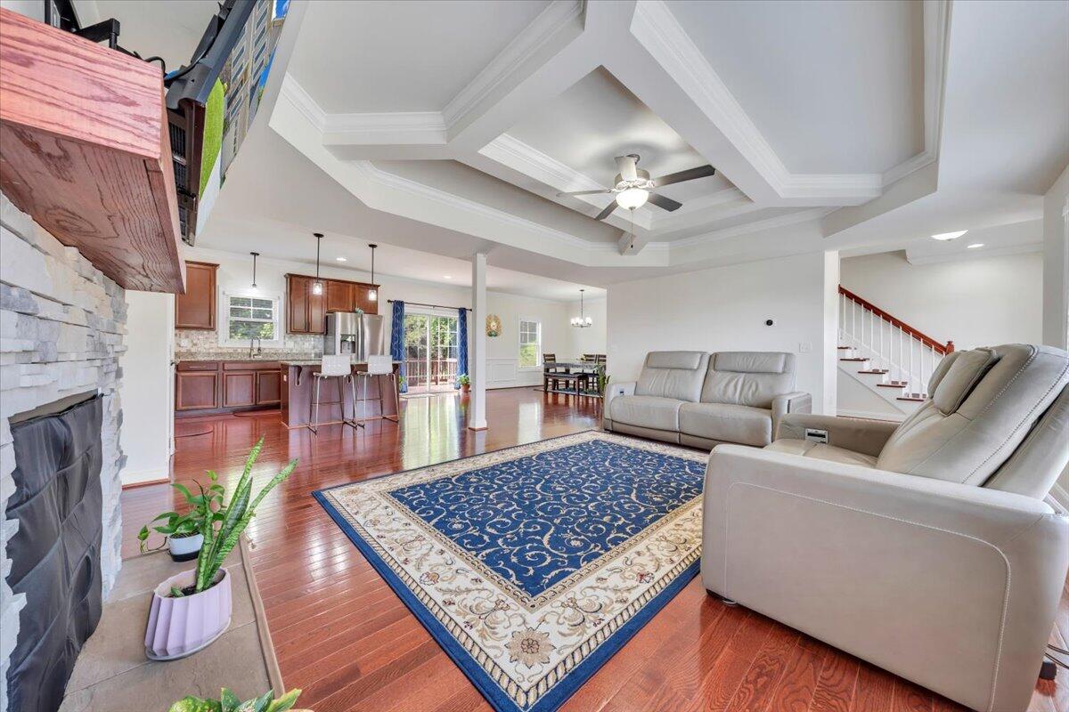 7019 Linn Cove Ct, Roanoke, Virginia image 9