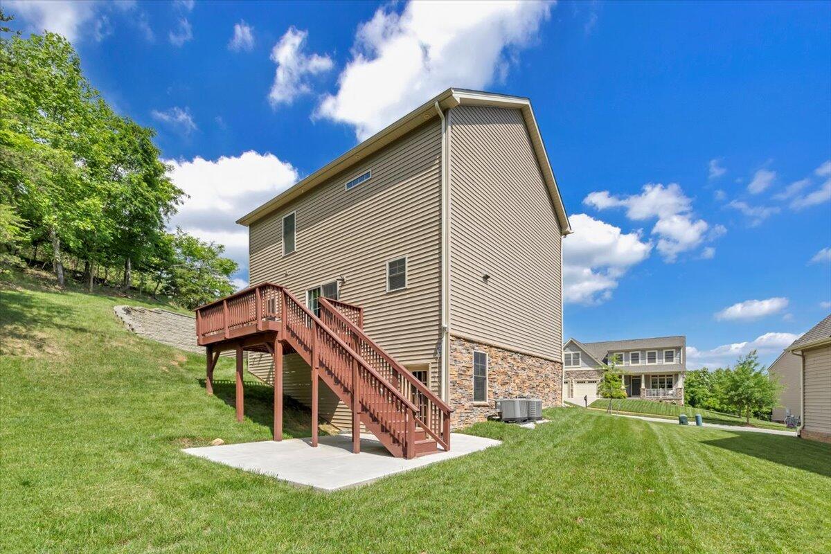 7019 Linn Cove Ct, Roanoke, Virginia image 44