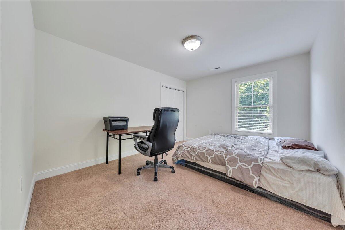 7019 Linn Cove Ct, Roanoke, Virginia image 28