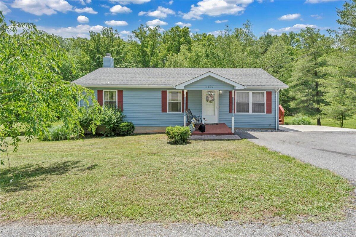 1793 Sandy Level Rd, Goodview, Virginia image 2