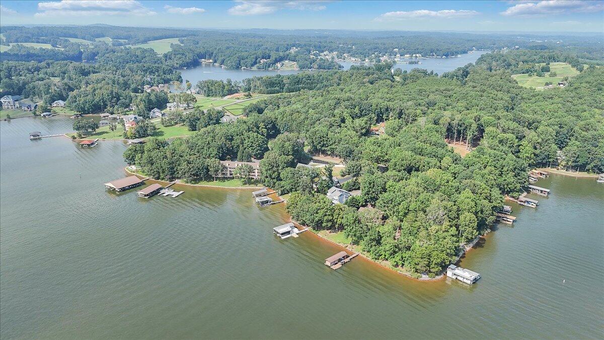 Union Hall, Virginia 24176, United States, 4 Bedrooms Bedrooms, ,5 BathroomsBathrooms,Residential,Active,137457