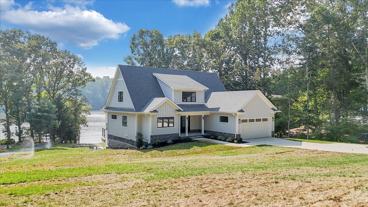 Union Hall, Virginia 24176, United States, 4 Bedrooms Bedrooms, ,5 BathroomsBathrooms,Residential,Active,137457