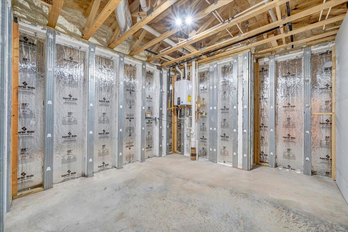 Union Hall, Virginia 24176, United States, 4 Bedrooms Bedrooms, ,5 BathroomsBathrooms,Residential,Active,137457