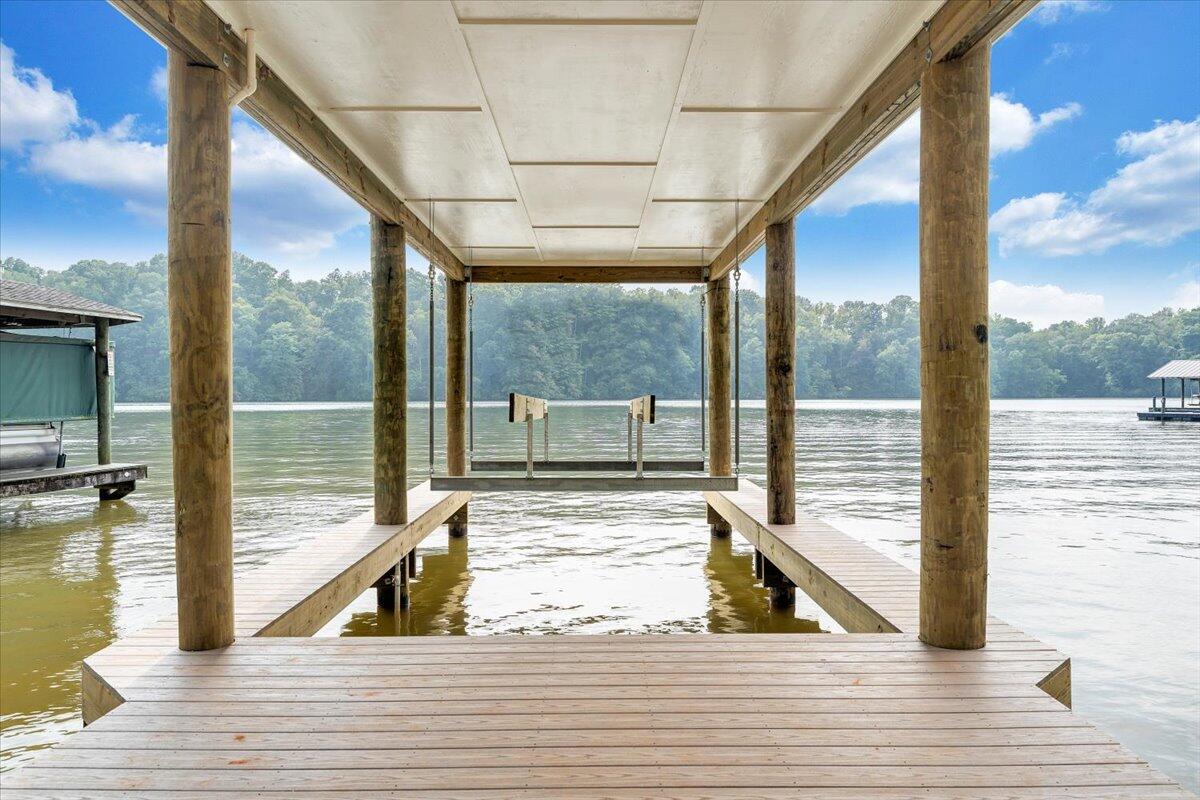 Union Hall, Virginia 24176, United States, 4 Bedrooms Bedrooms, ,5 BathroomsBathrooms,Residential,Active,137457