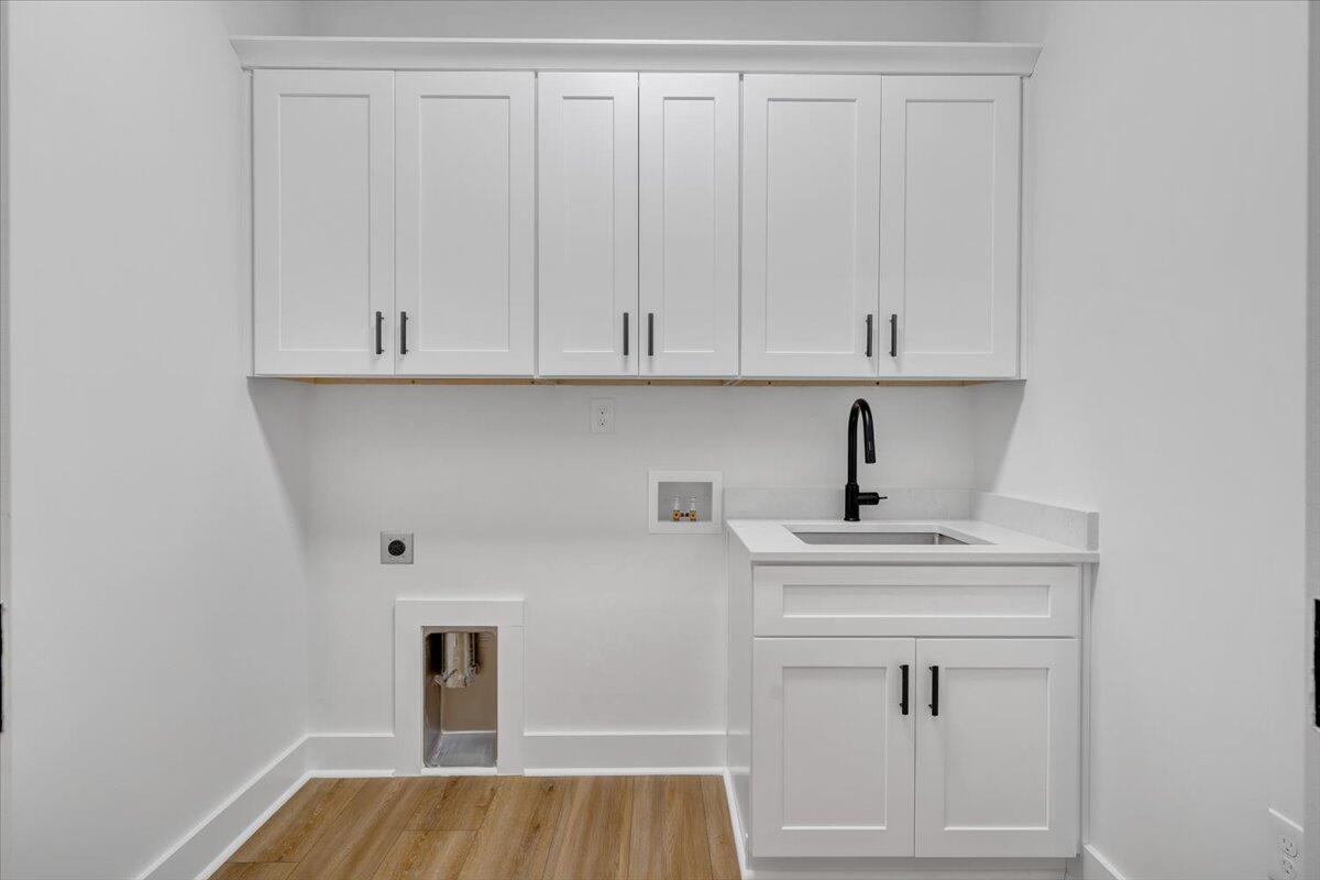 Union Hall, Virginia 24176, United States, 4 Bedrooms Bedrooms, ,5 BathroomsBathrooms,Residential,Active,137457