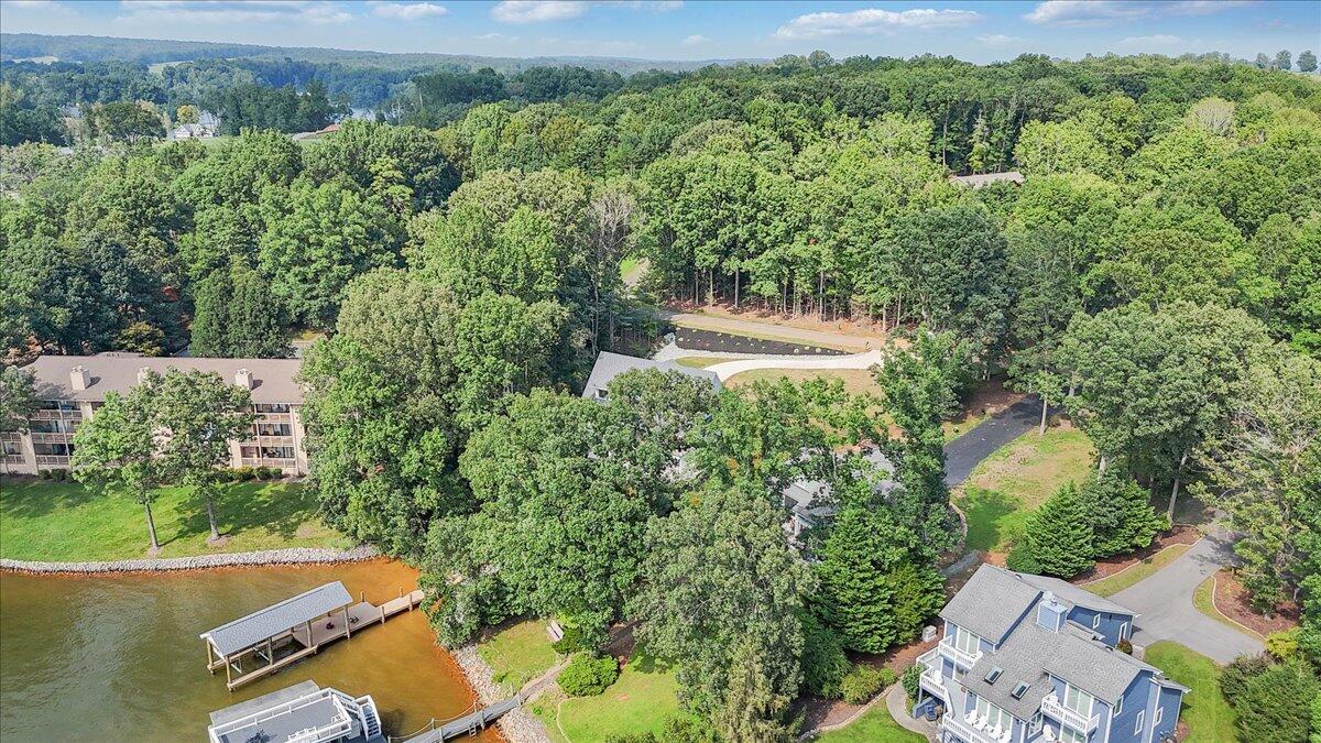 Union Hall, Virginia 24176, United States, 4 Bedrooms Bedrooms, ,5 BathroomsBathrooms,Residential,Active,137457