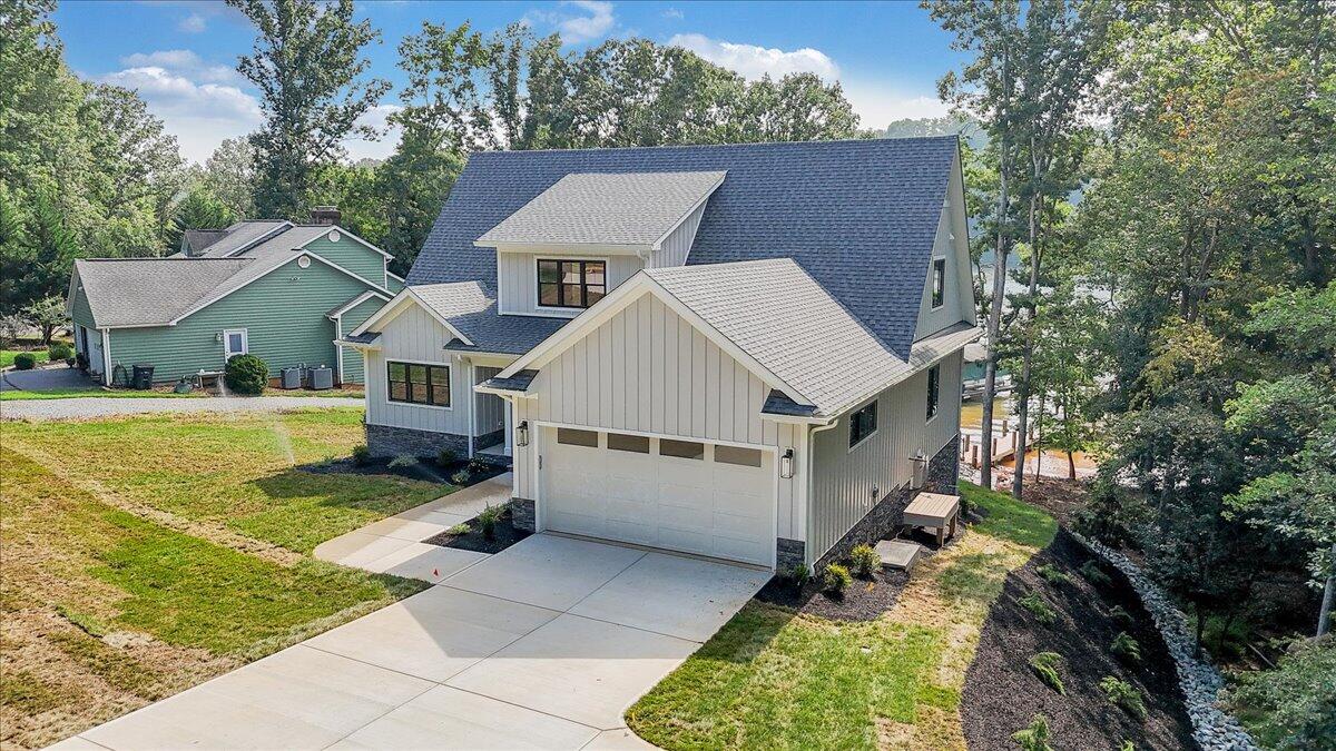 Union Hall, Virginia 24176, United States, 4 Bedrooms Bedrooms, ,5 BathroomsBathrooms,Residential,Active,137457