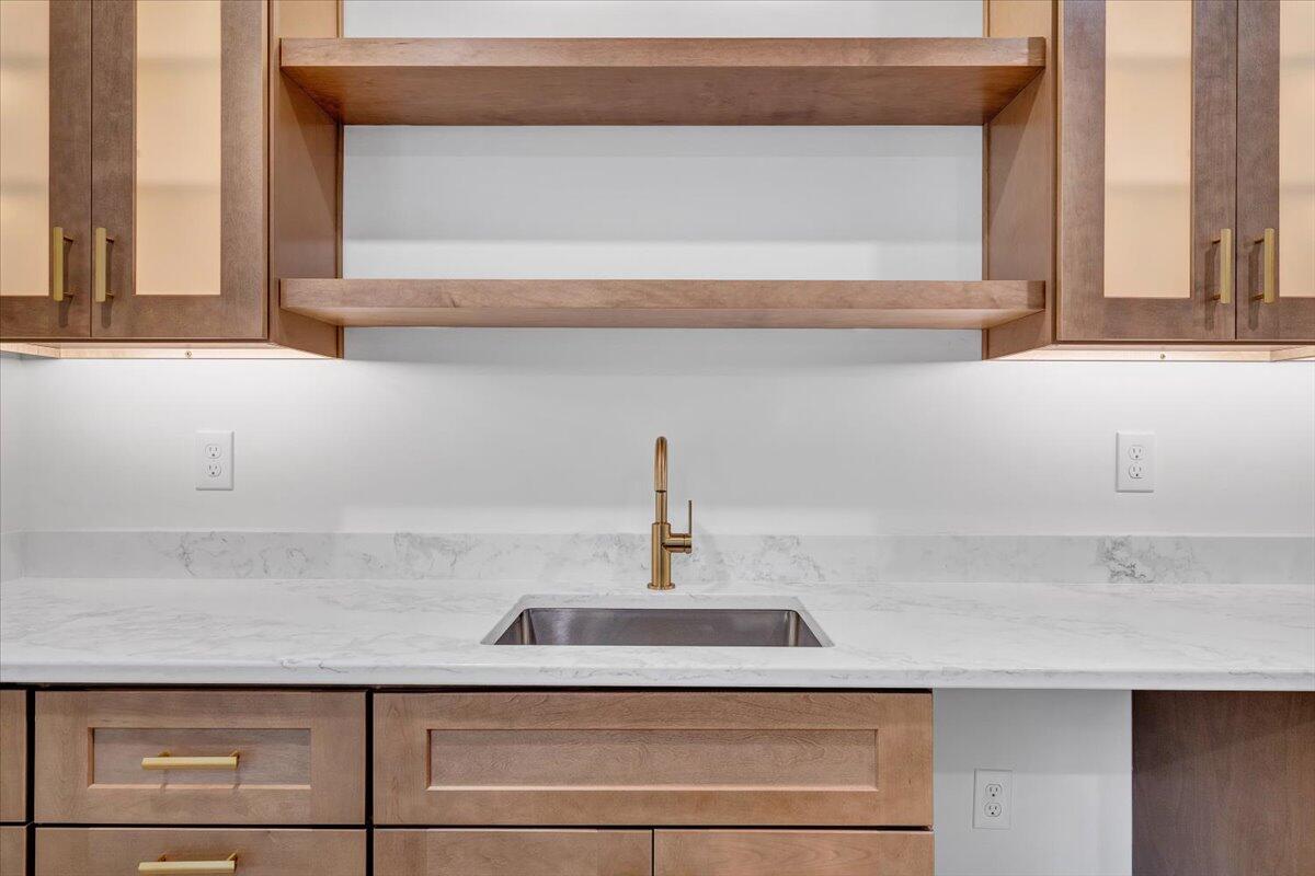 Union Hall, Virginia 24176, United States, 4 Bedrooms Bedrooms, ,5 BathroomsBathrooms,Residential,Active,137457