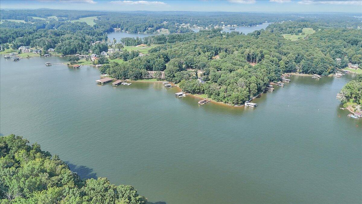 Union Hall, Virginia 24176, United States, 4 Bedrooms Bedrooms, ,5 BathroomsBathrooms,Residential,Active,137457