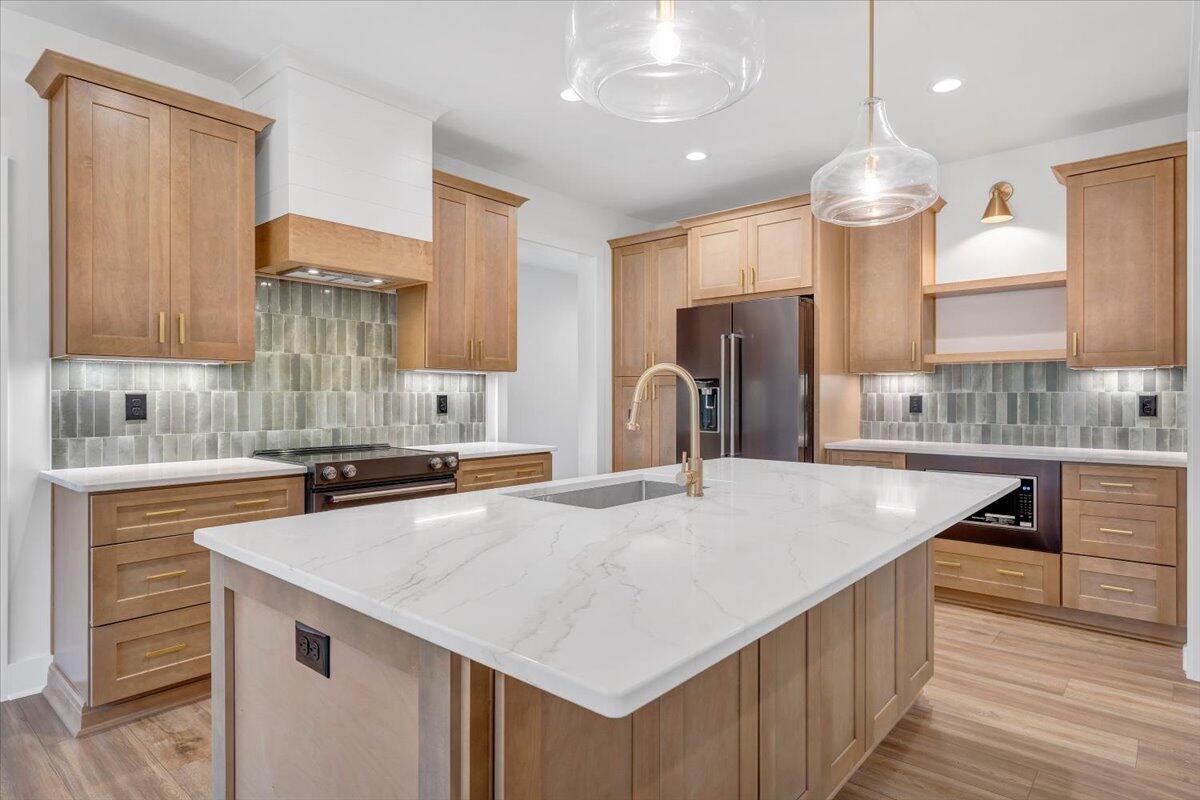 Union Hall, Virginia 24176, United States, 4 Bedrooms Bedrooms, ,5 BathroomsBathrooms,Residential,Active,137457