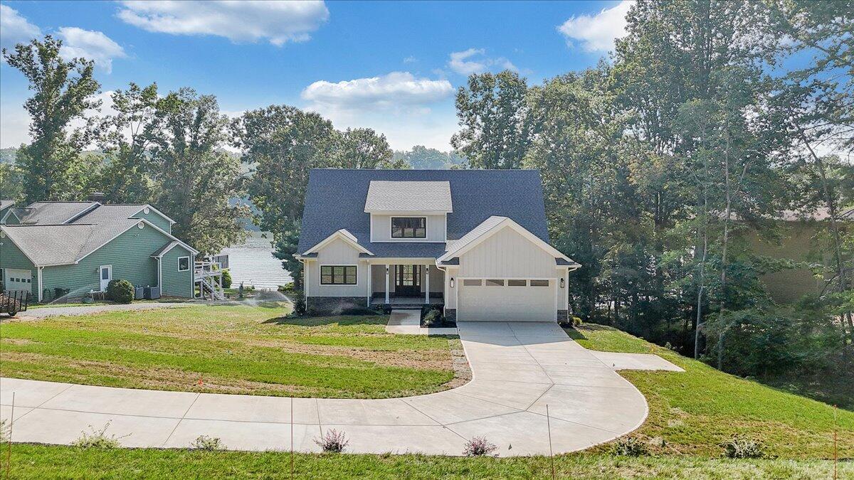 Union Hall, Virginia 24176, United States, 4 Bedrooms Bedrooms, ,5 BathroomsBathrooms,Residential,Active,137457
